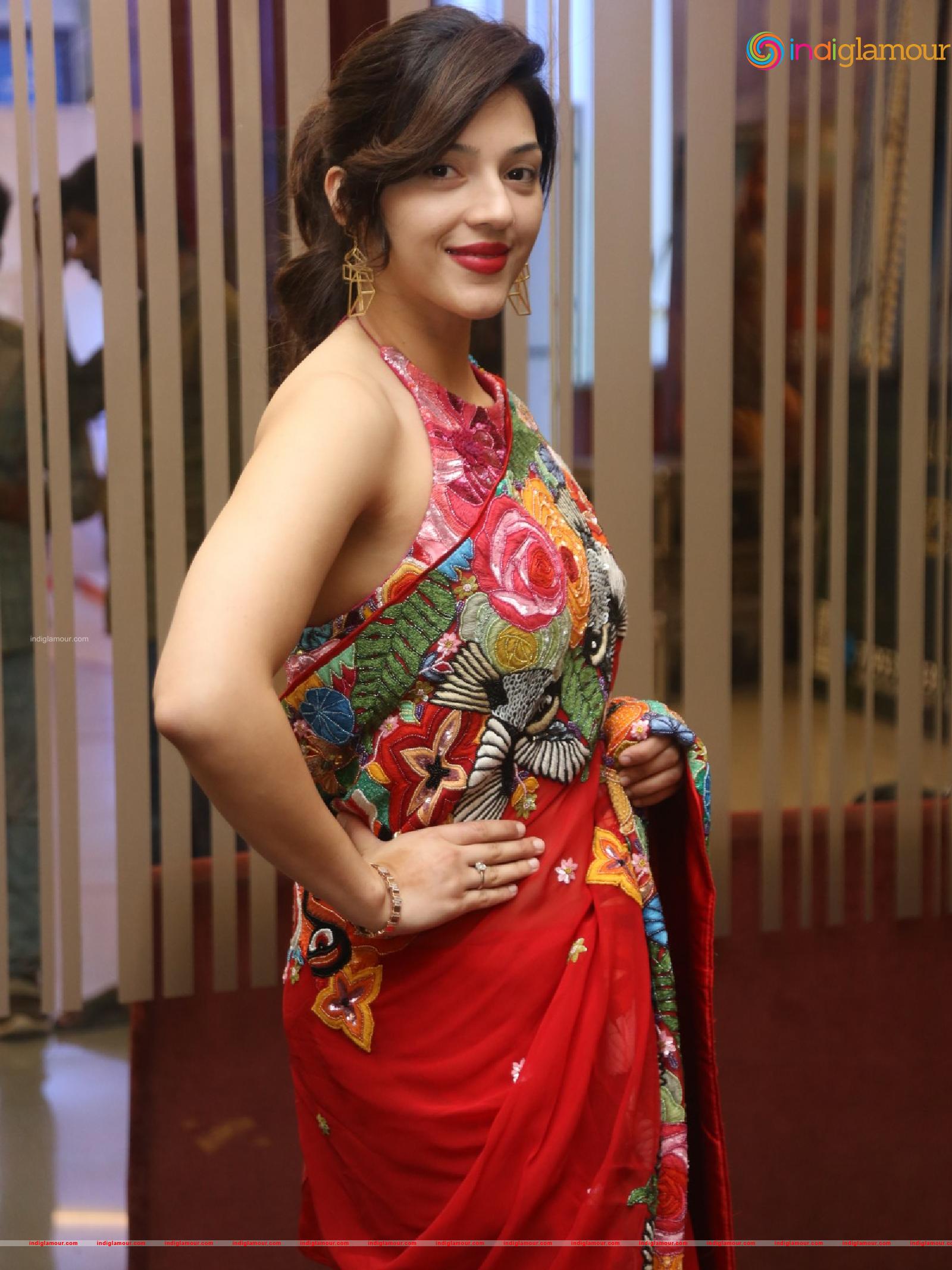 Mehreen Pirzada Actress hd photo