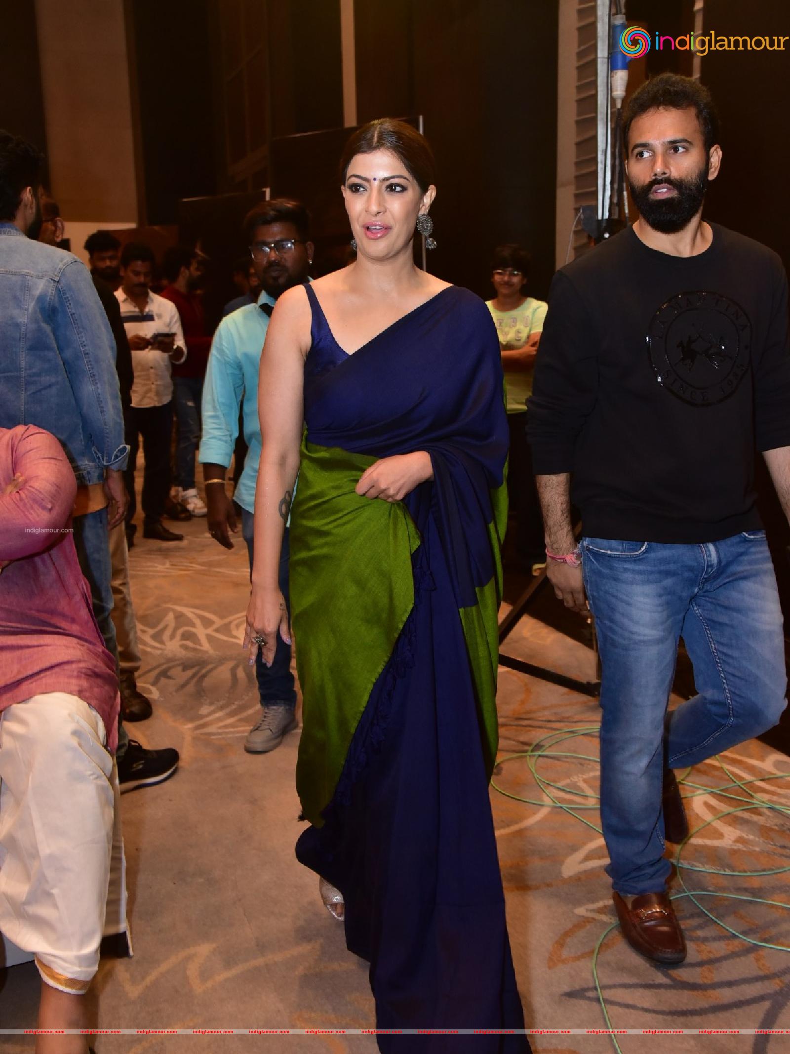 Varalaxmi Sarathkumar Actress hd photo