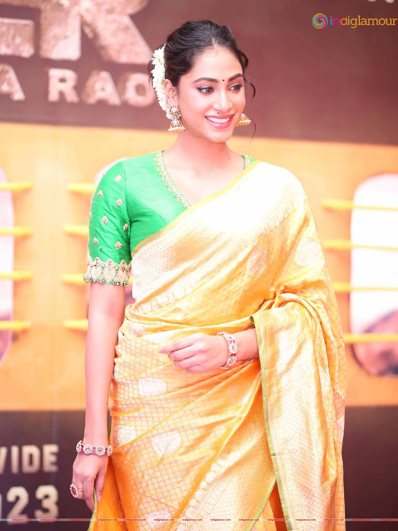 Anukreethy Vas Actress hd photo