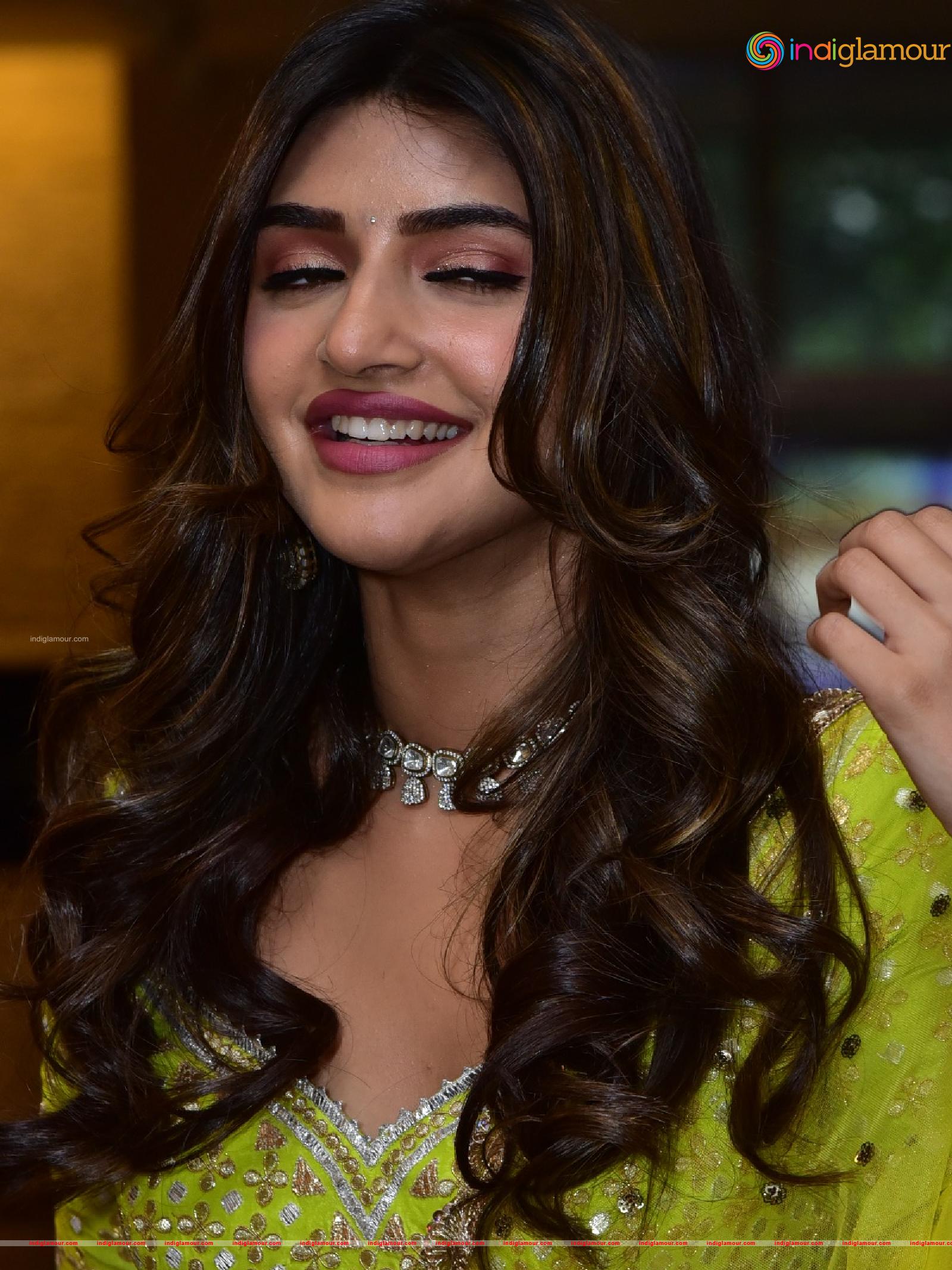 Sreeleela Actress hd photo