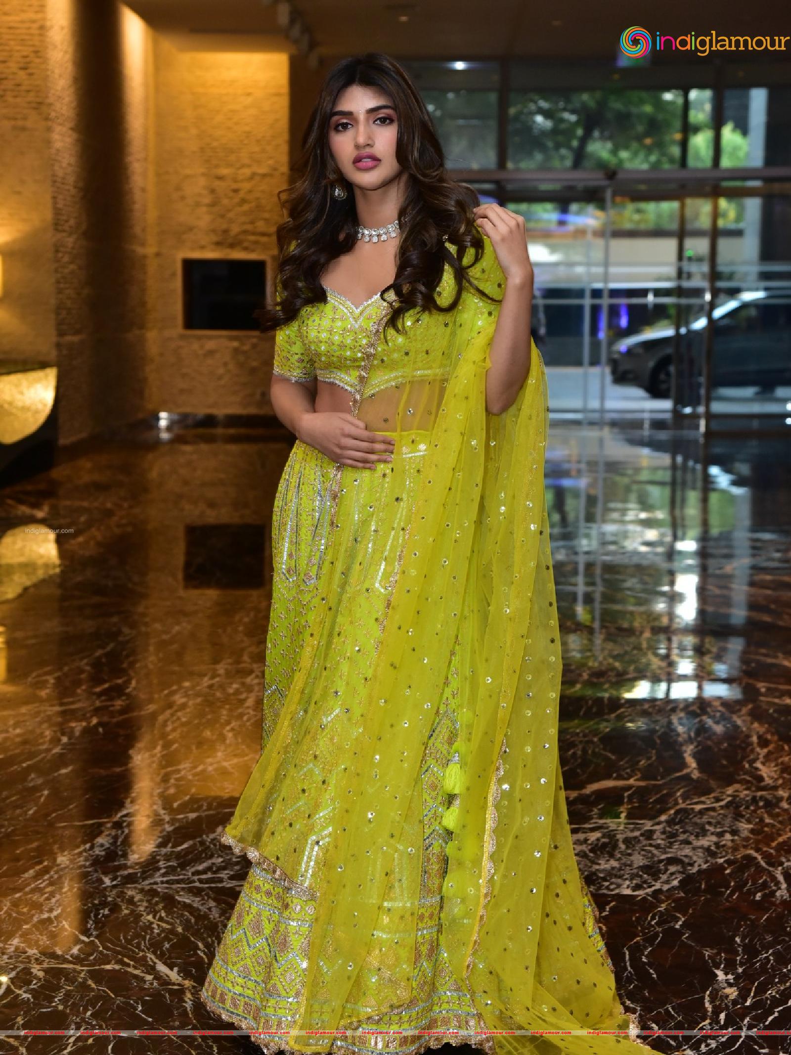 Sreeleela Actress hd photo