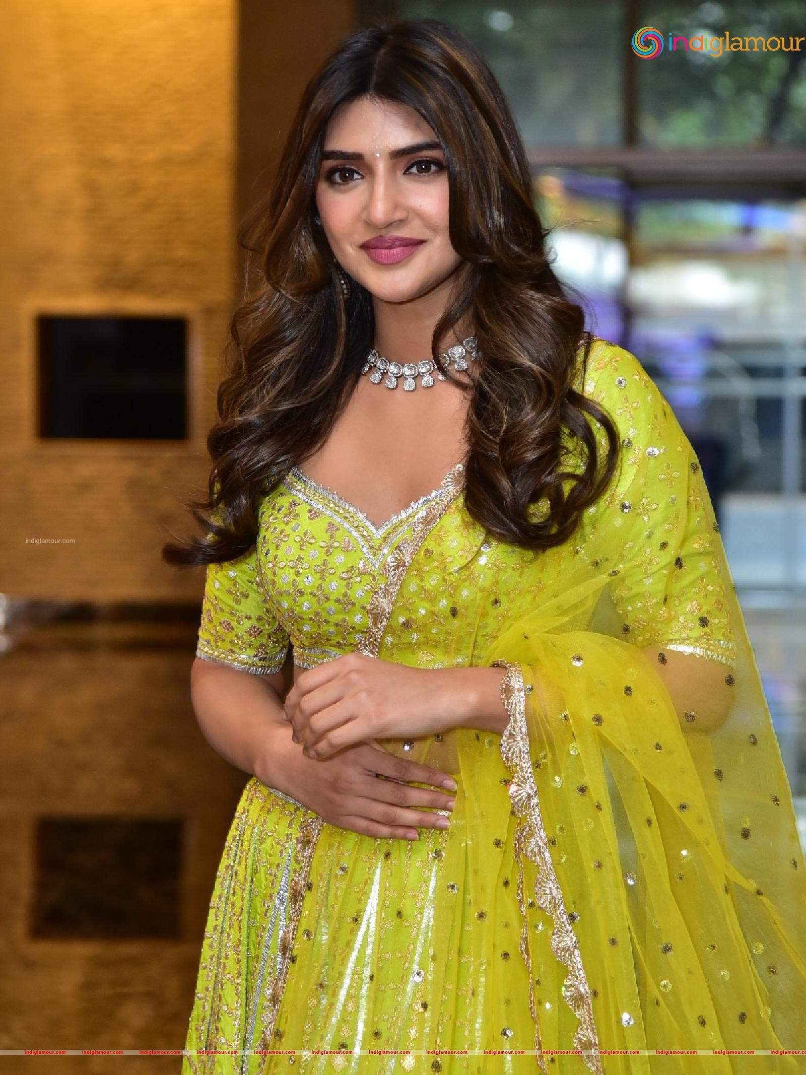 Sreeleela Actress hd photo