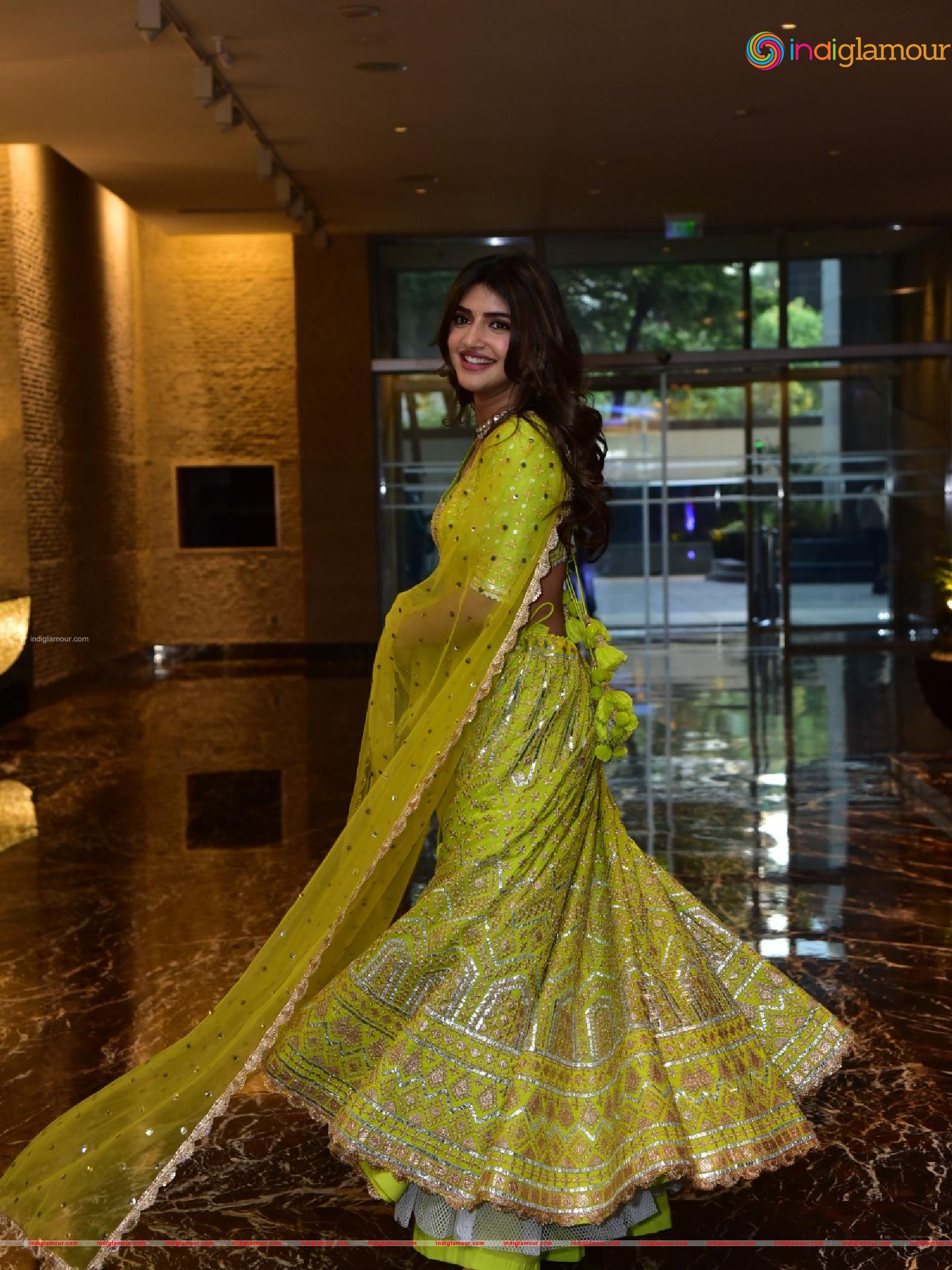 Sreeleela Actress hd photo