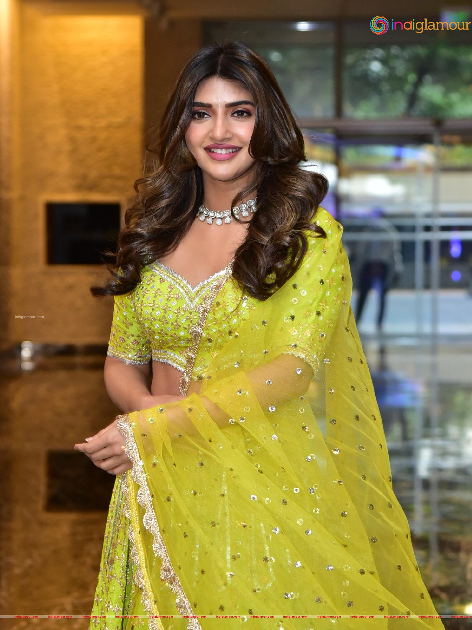 Sreeleela Actress hd photo