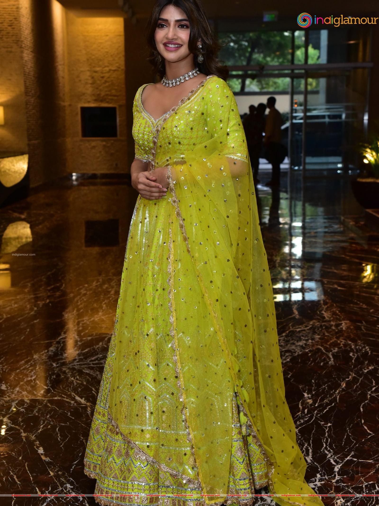 Sreeleela Actress hd photo