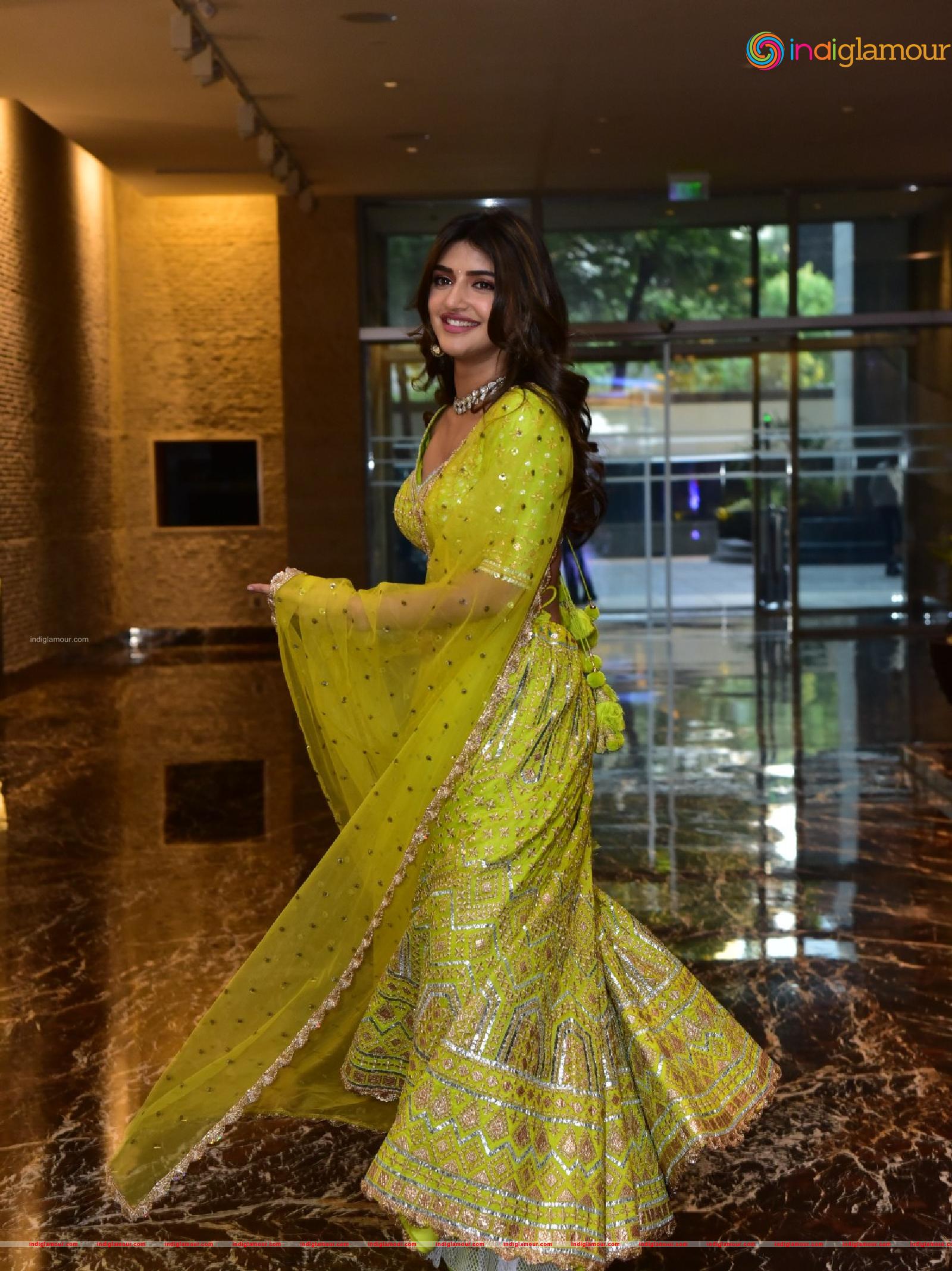 Sreeleela Actress hd photo
