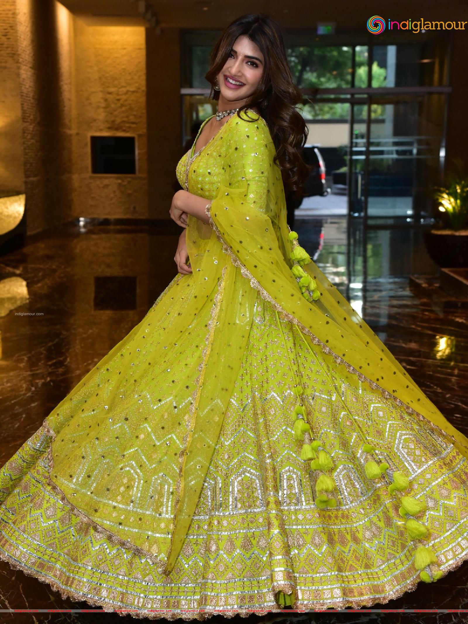 Sreeleela Actress hd photo