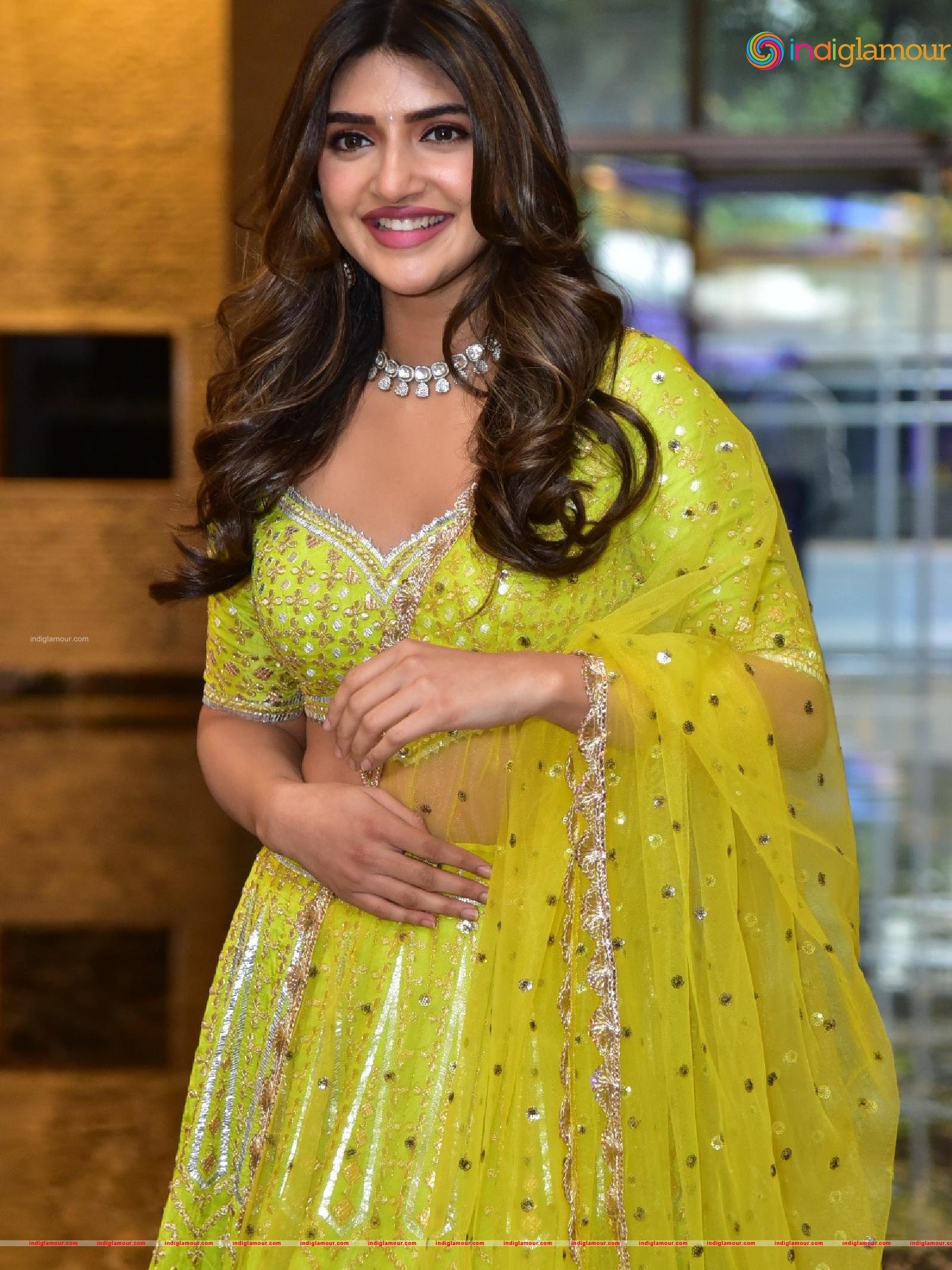Sreeleela Actress hd photo