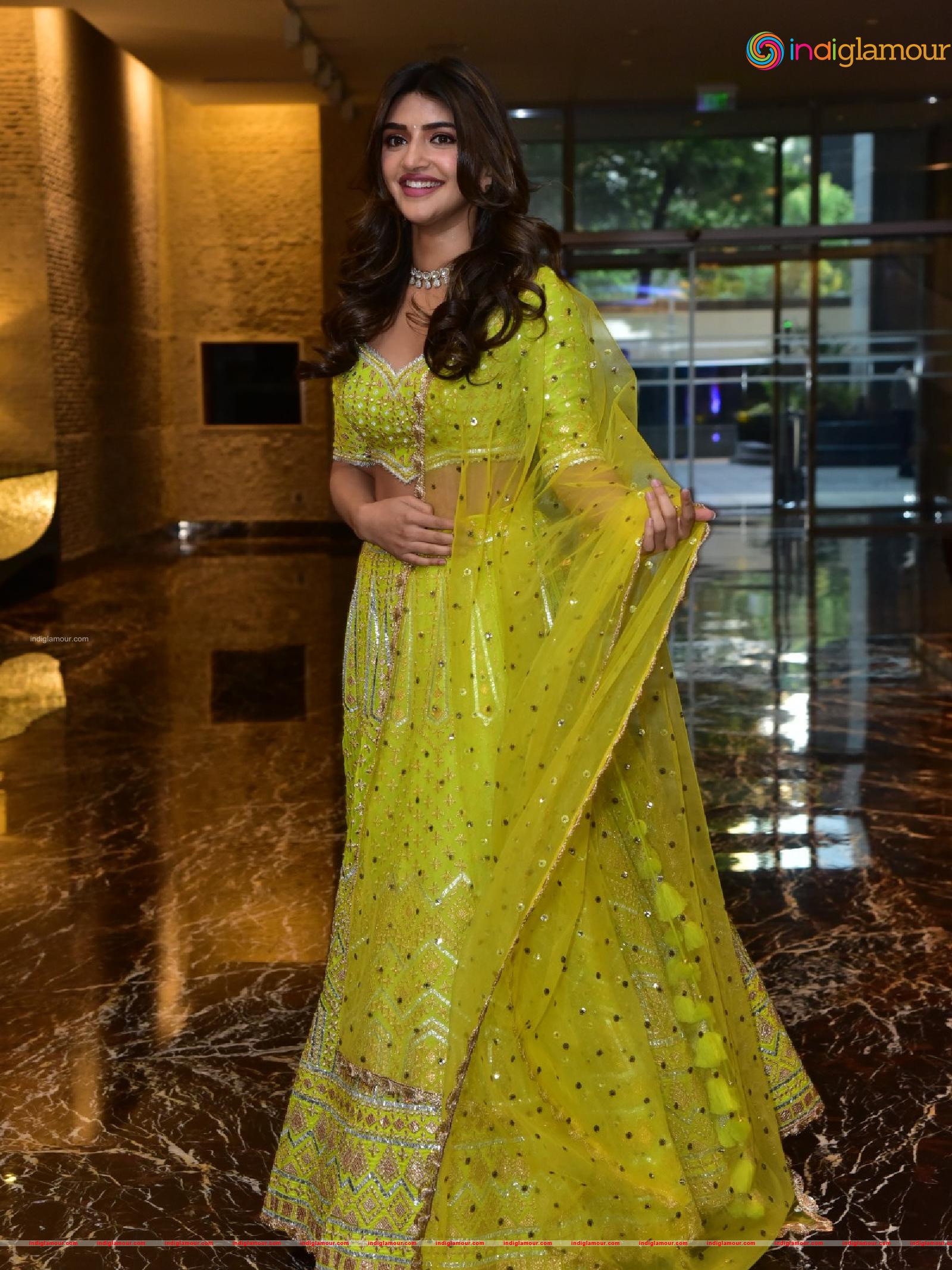 Sreeleela Actress hd photo