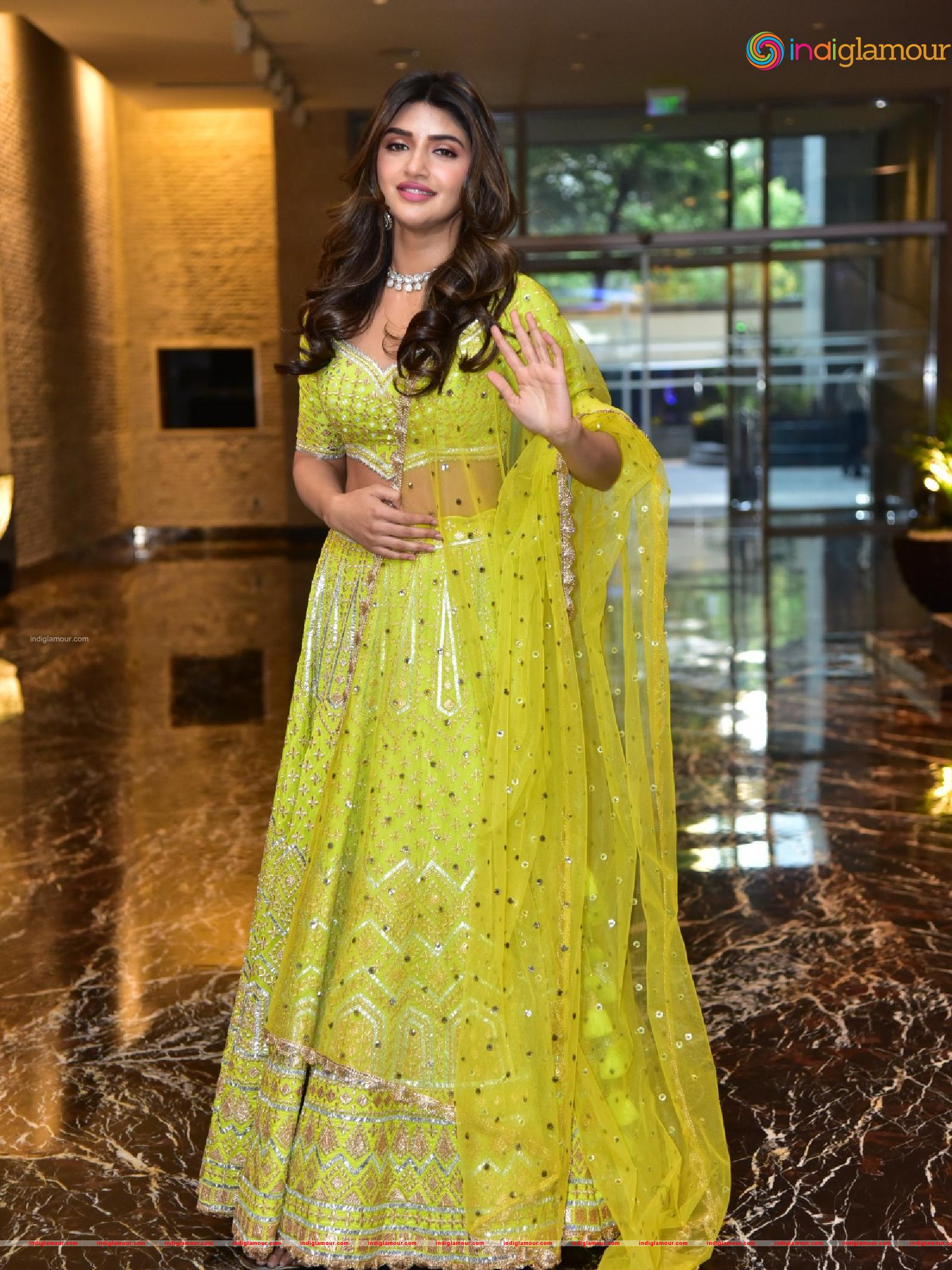 Sreeleela Actress hd photo