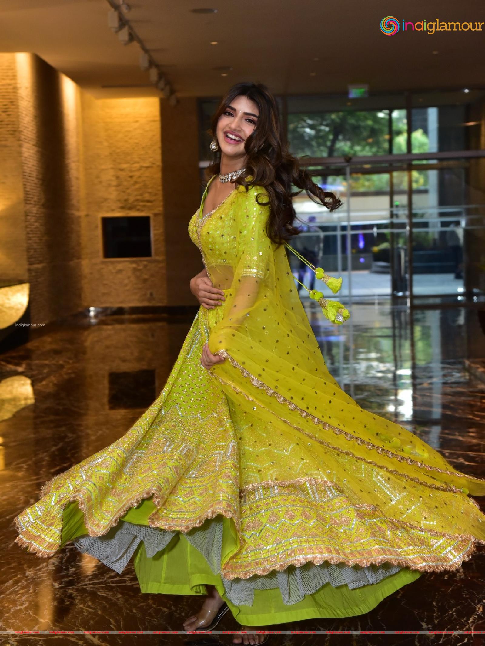 Sreeleela Actress hd photo