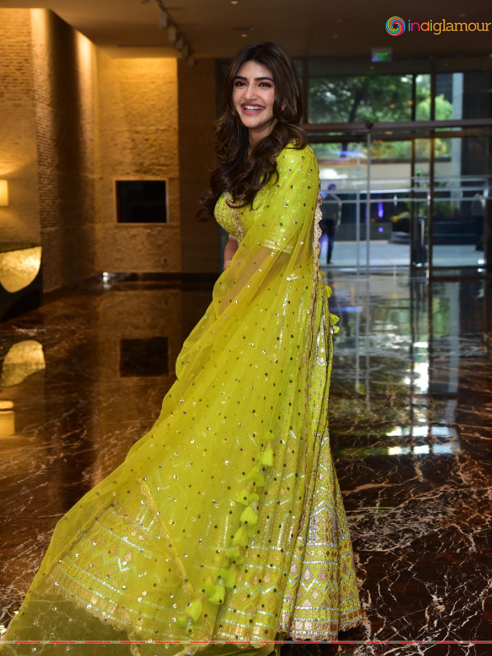 Sreeleela Actress hd photo