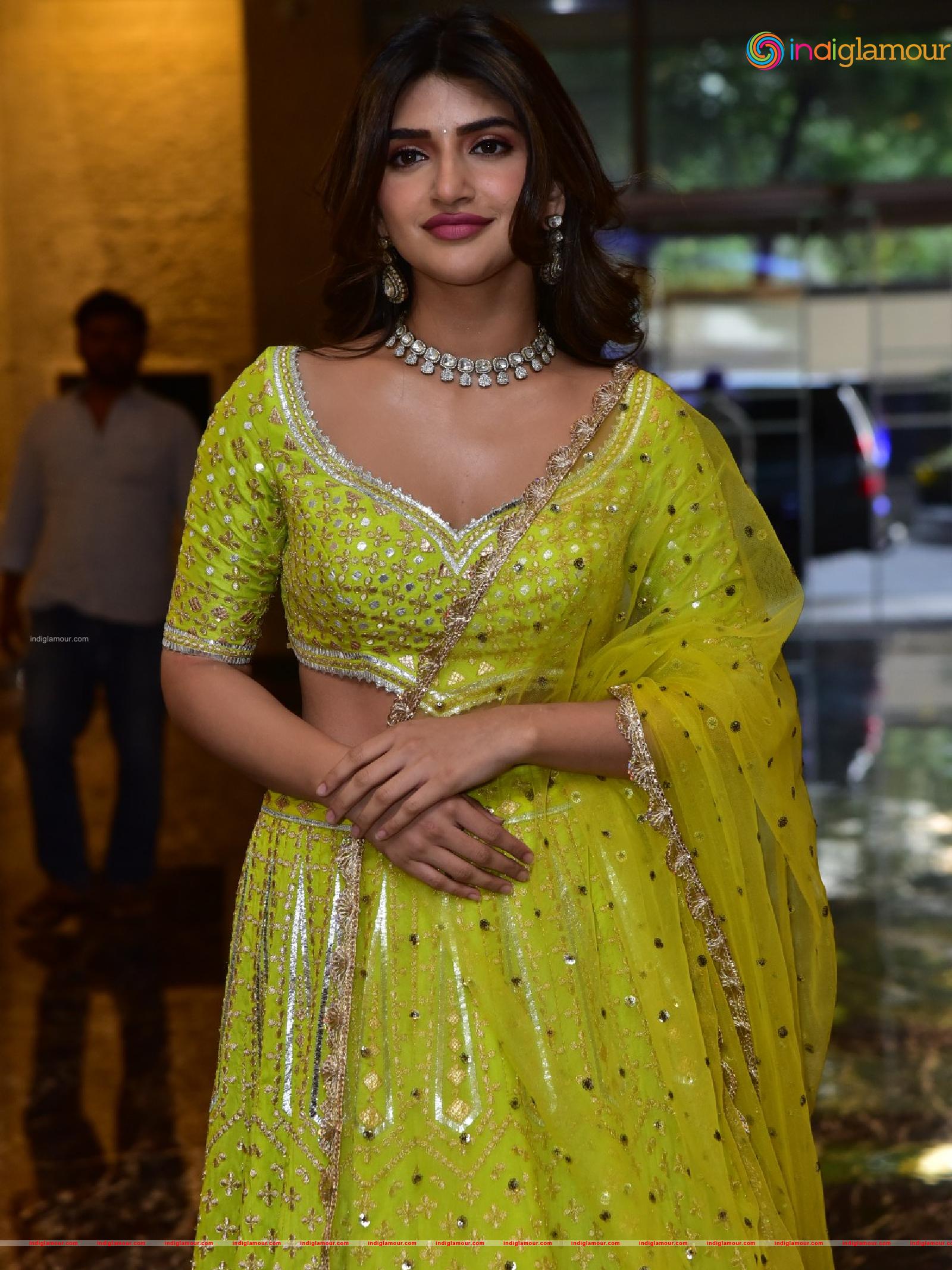 Sreeleela Actress hd photo