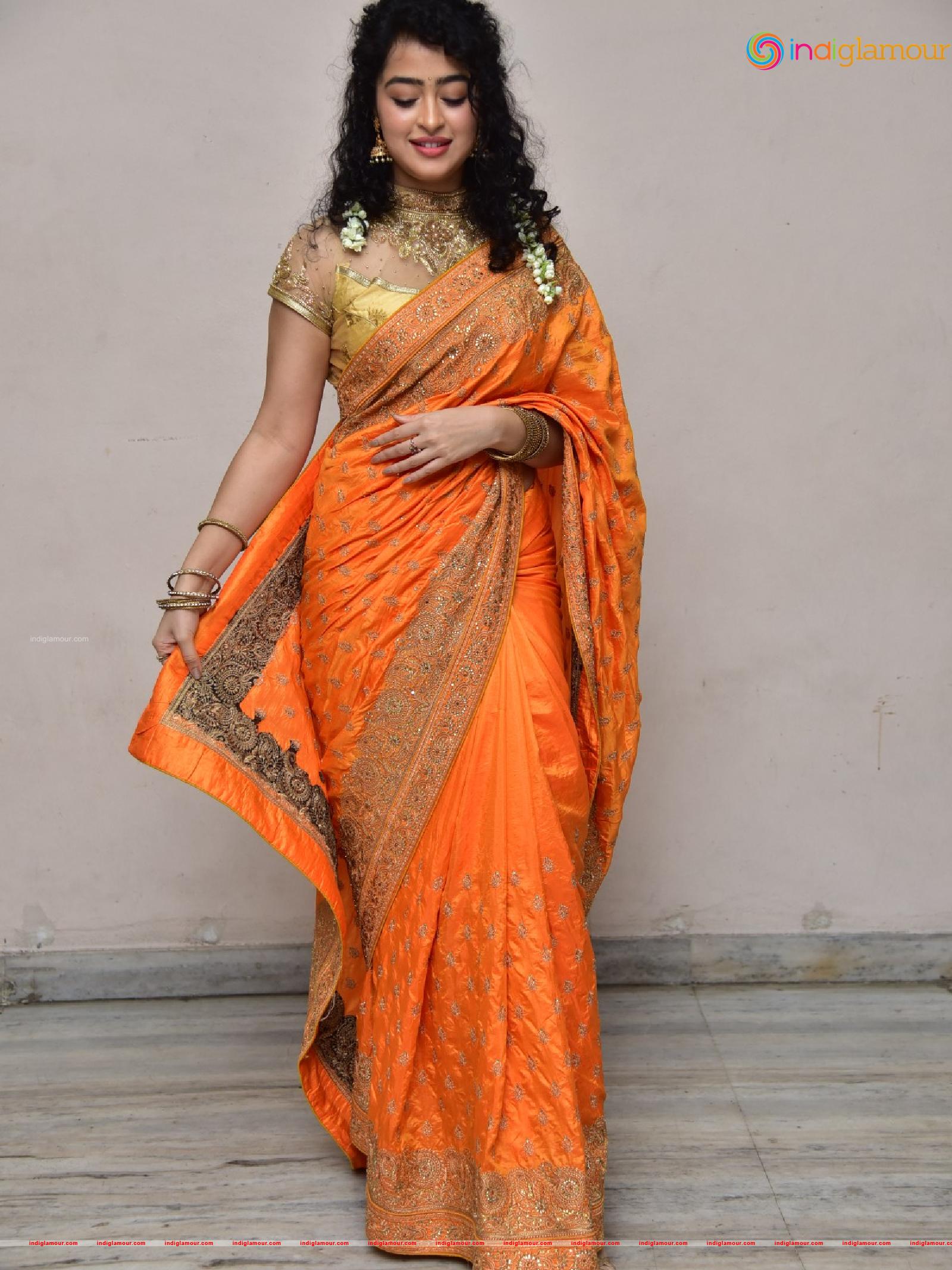 Apsara Rani Actress hd photo
