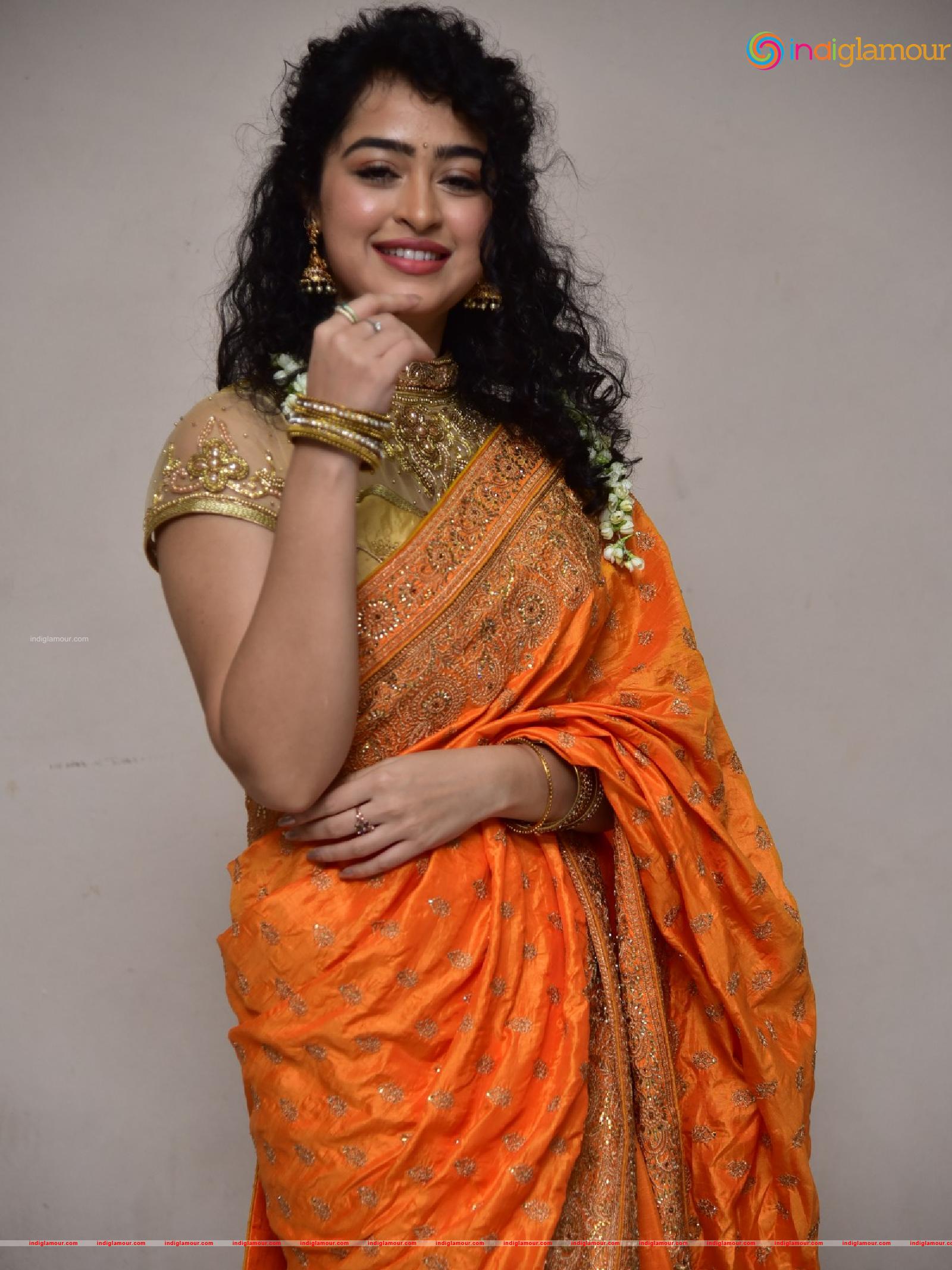 Apsara Rani Actress hd photo