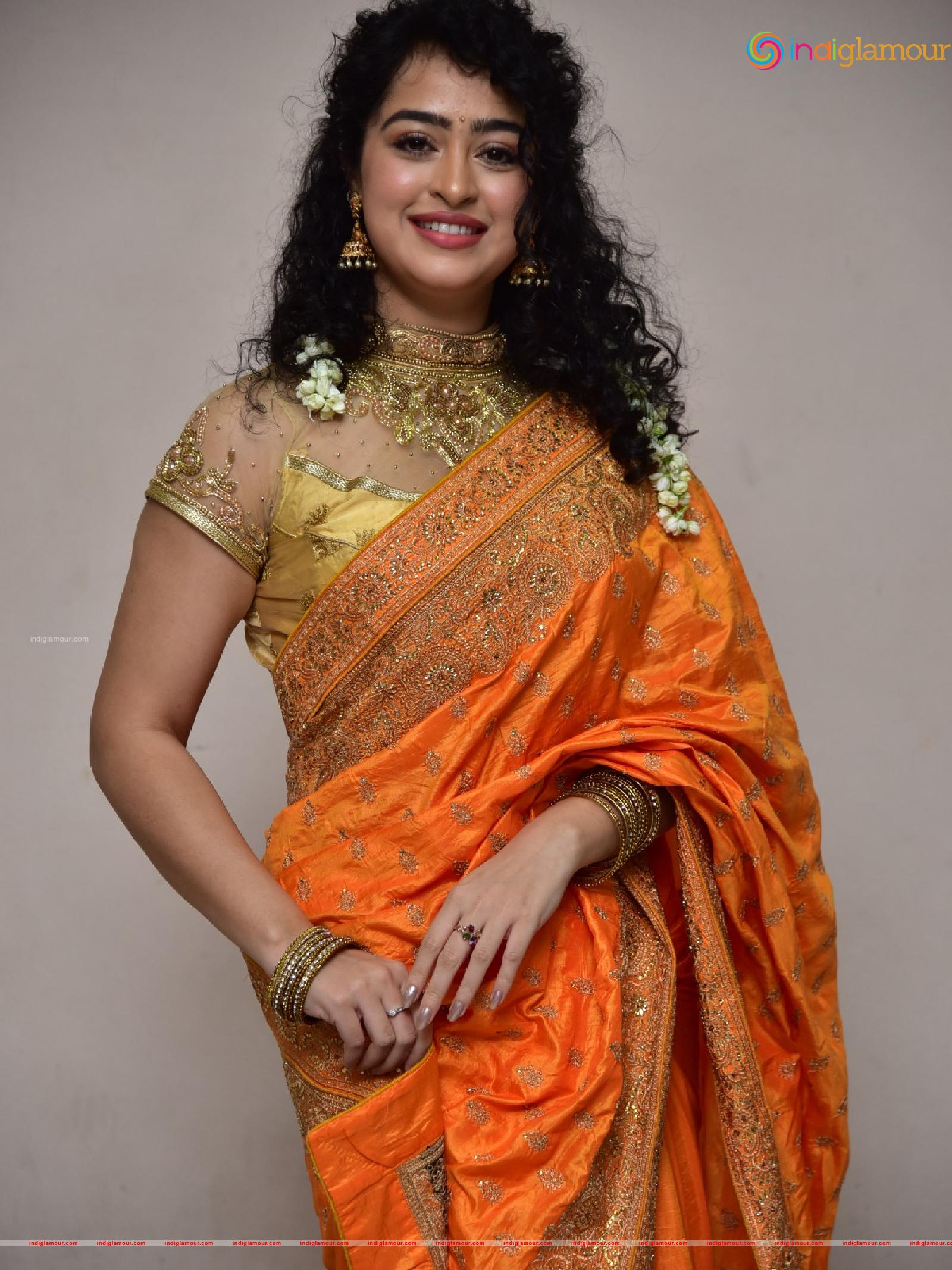 Apsara Rani Actress hd photo