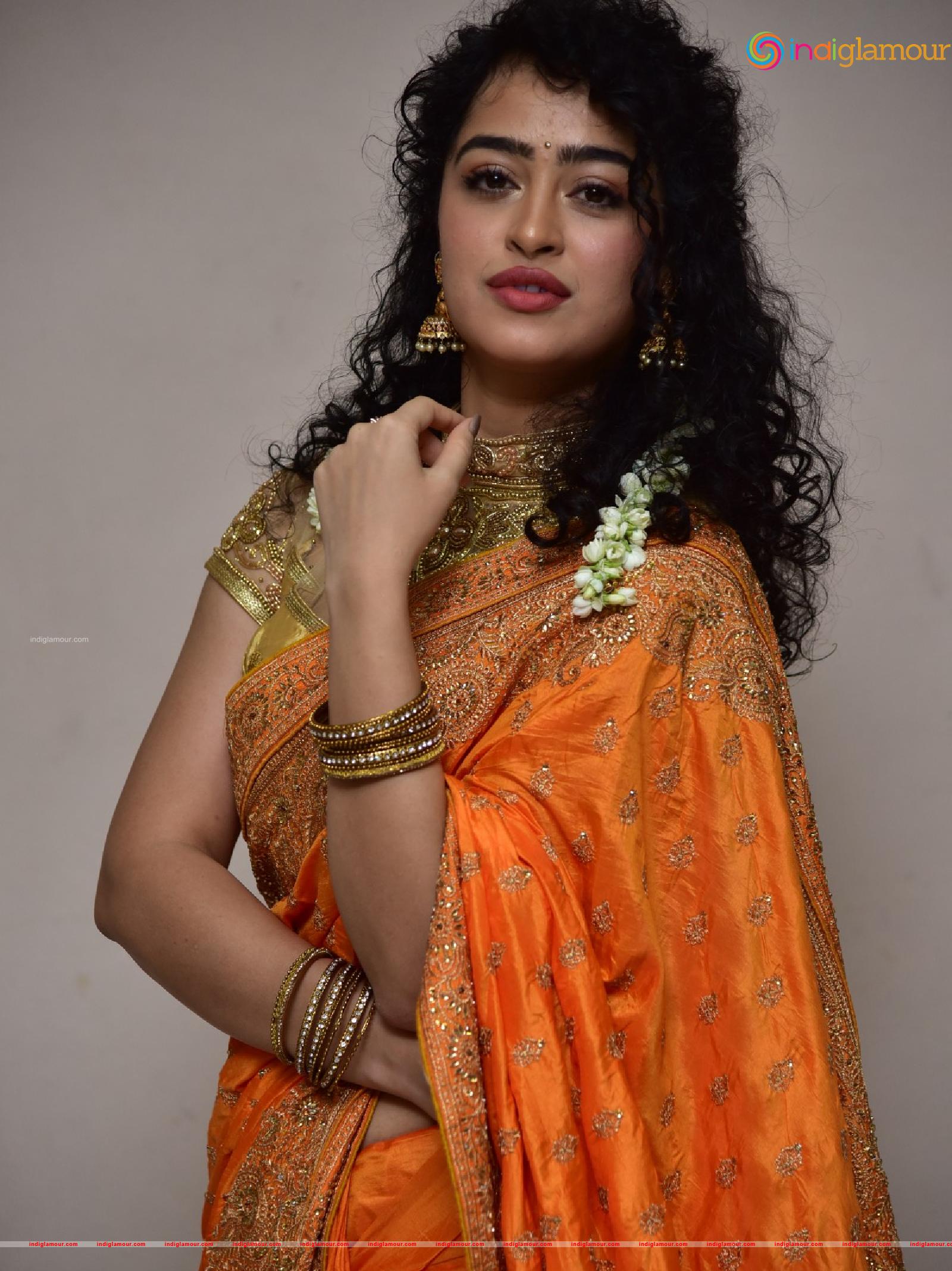 Apsara Rani Actress hd photo