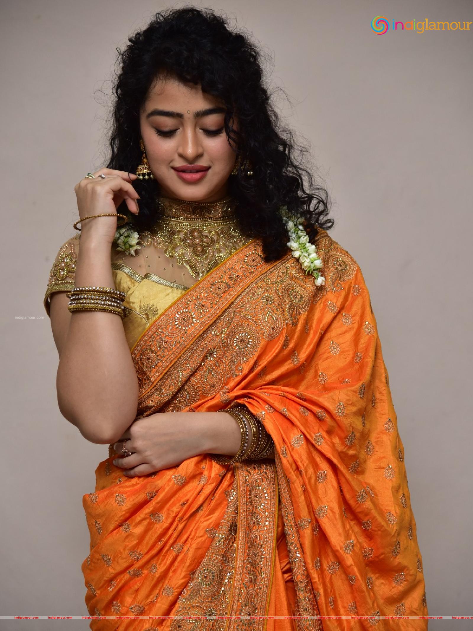 Apsara Rani Actress hd photo
