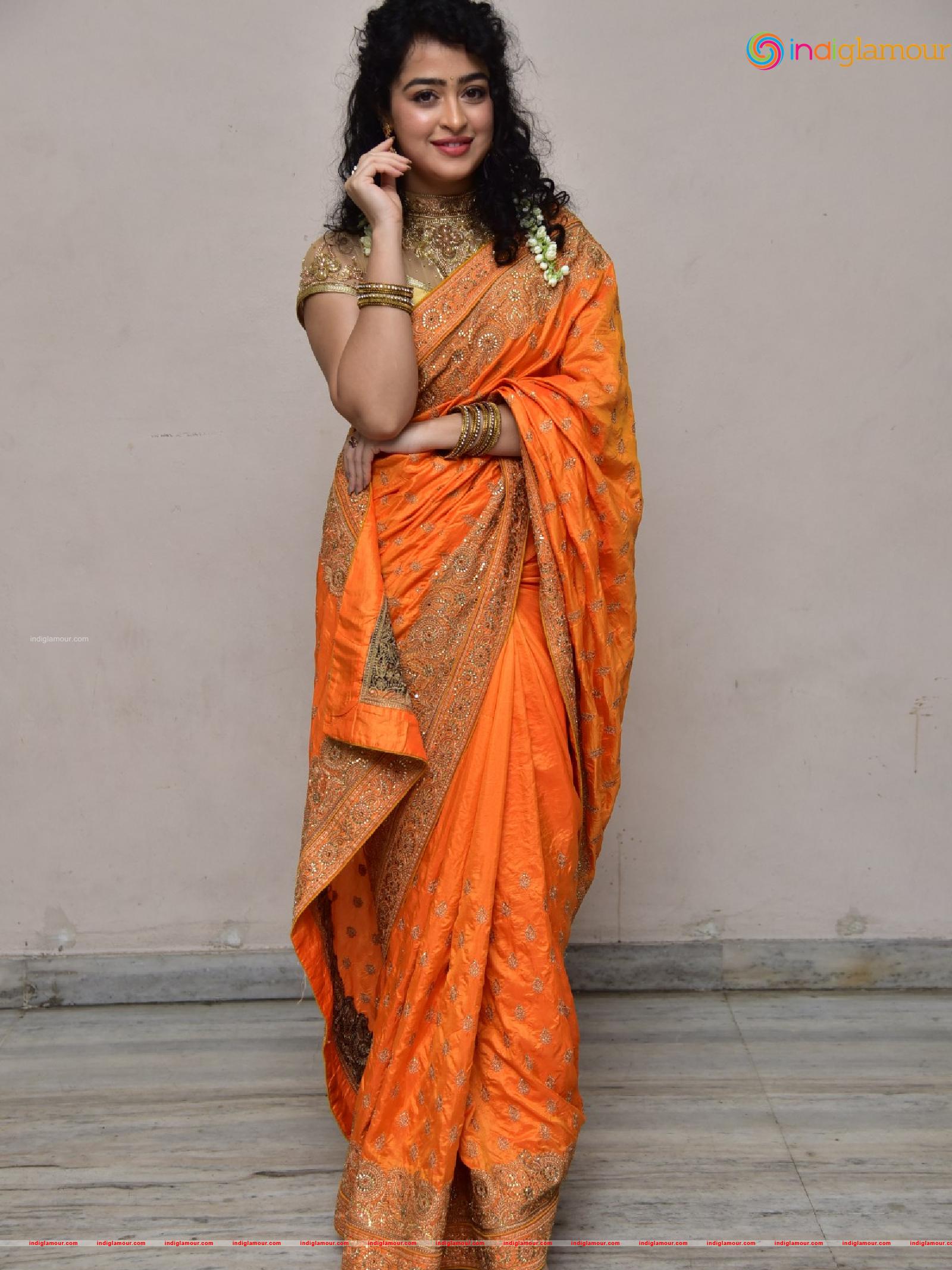 Apsara Rani Actress hd photo