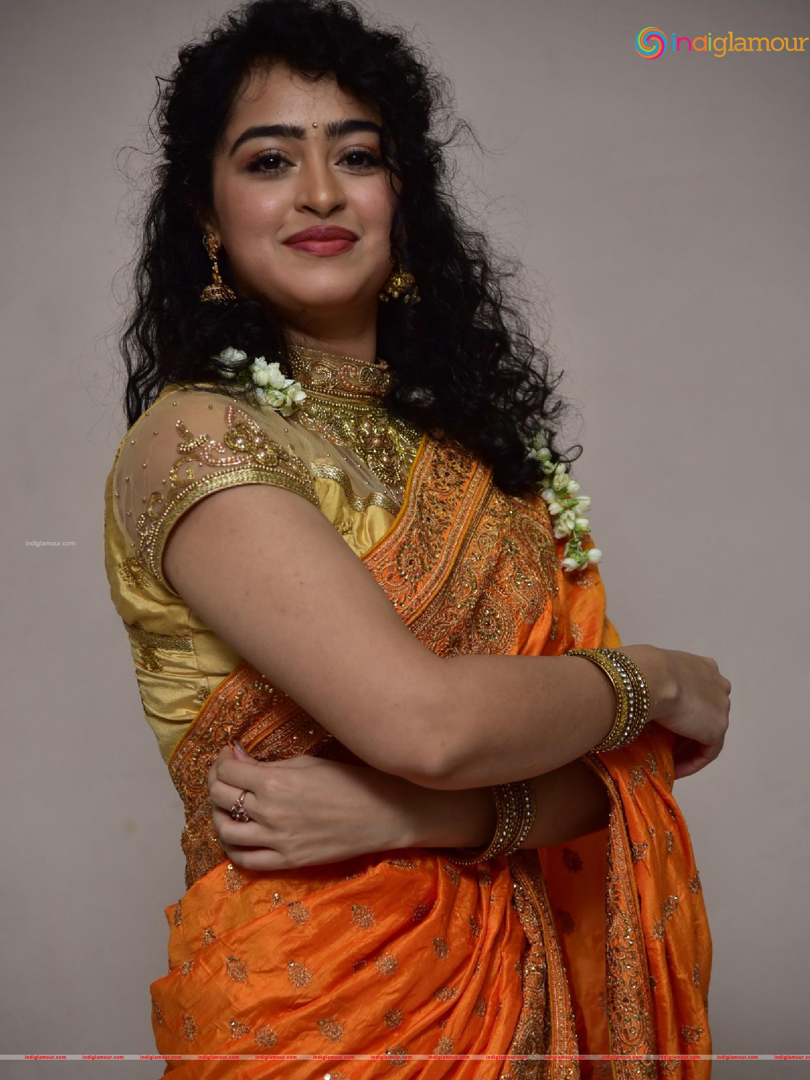 Apsara Rani Actress hd photo