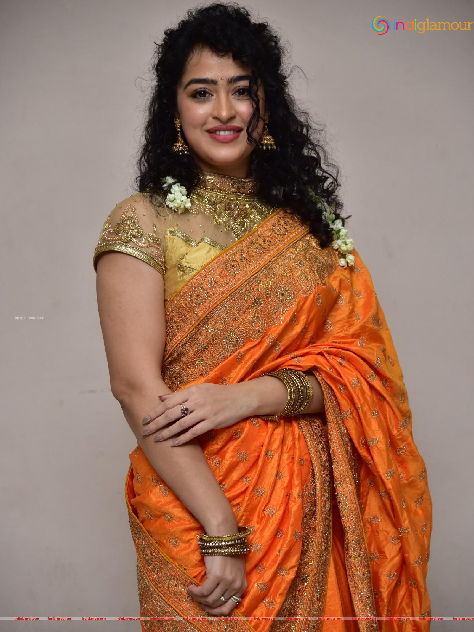 Apsara Rani Actress hd photo