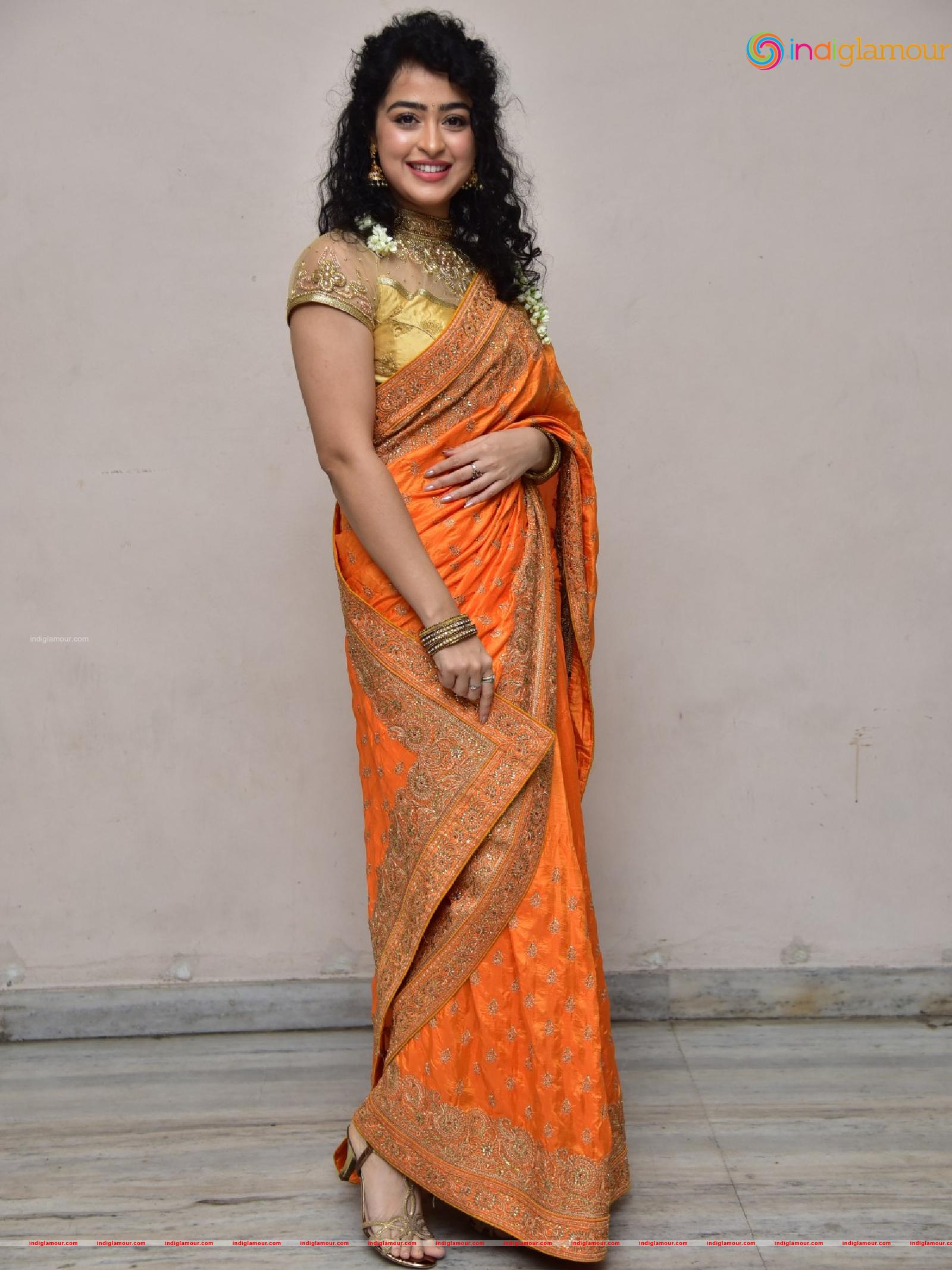 Apsara Rani Actress hd photo
