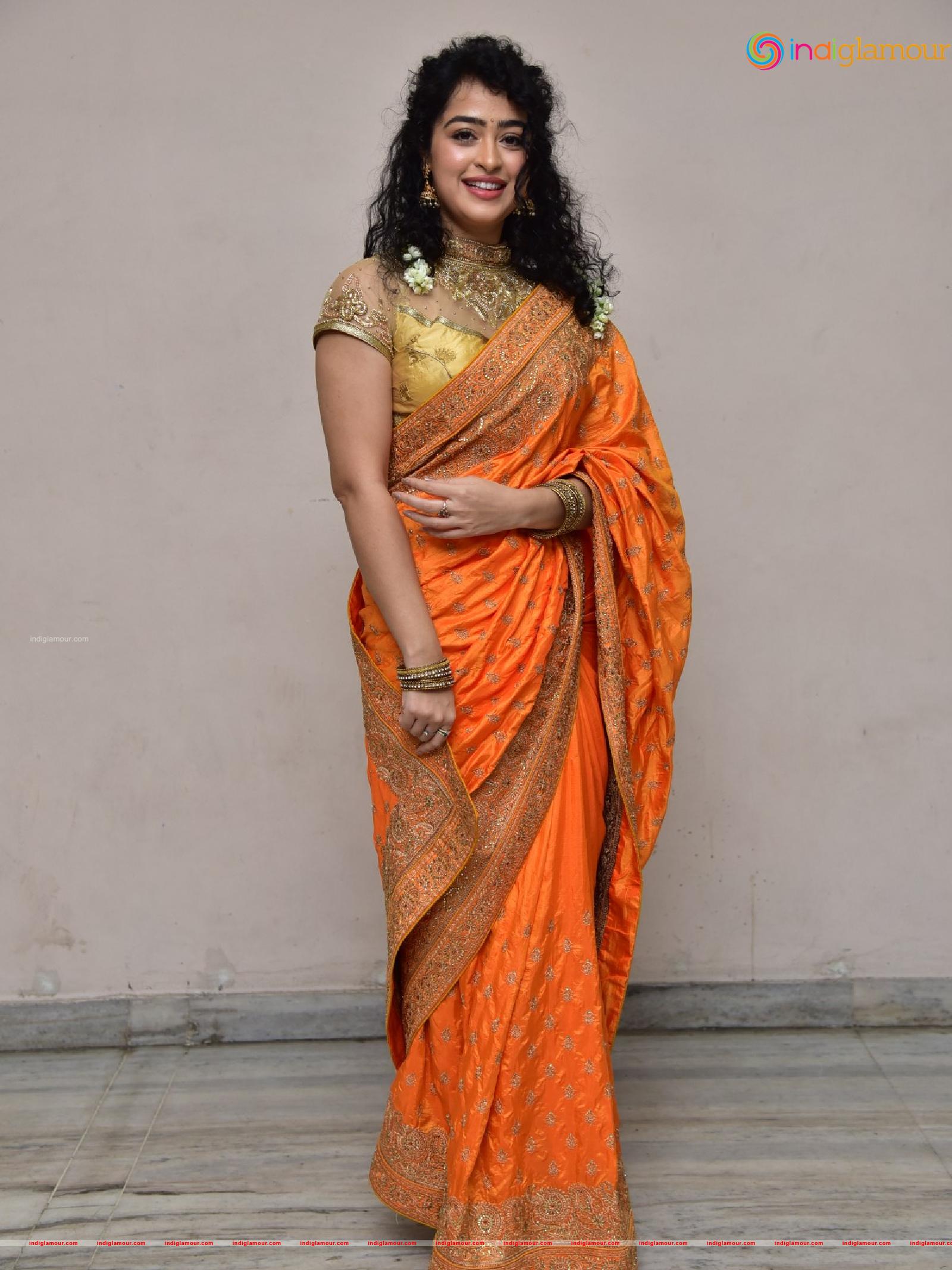 Apsara Rani Actress hd photo