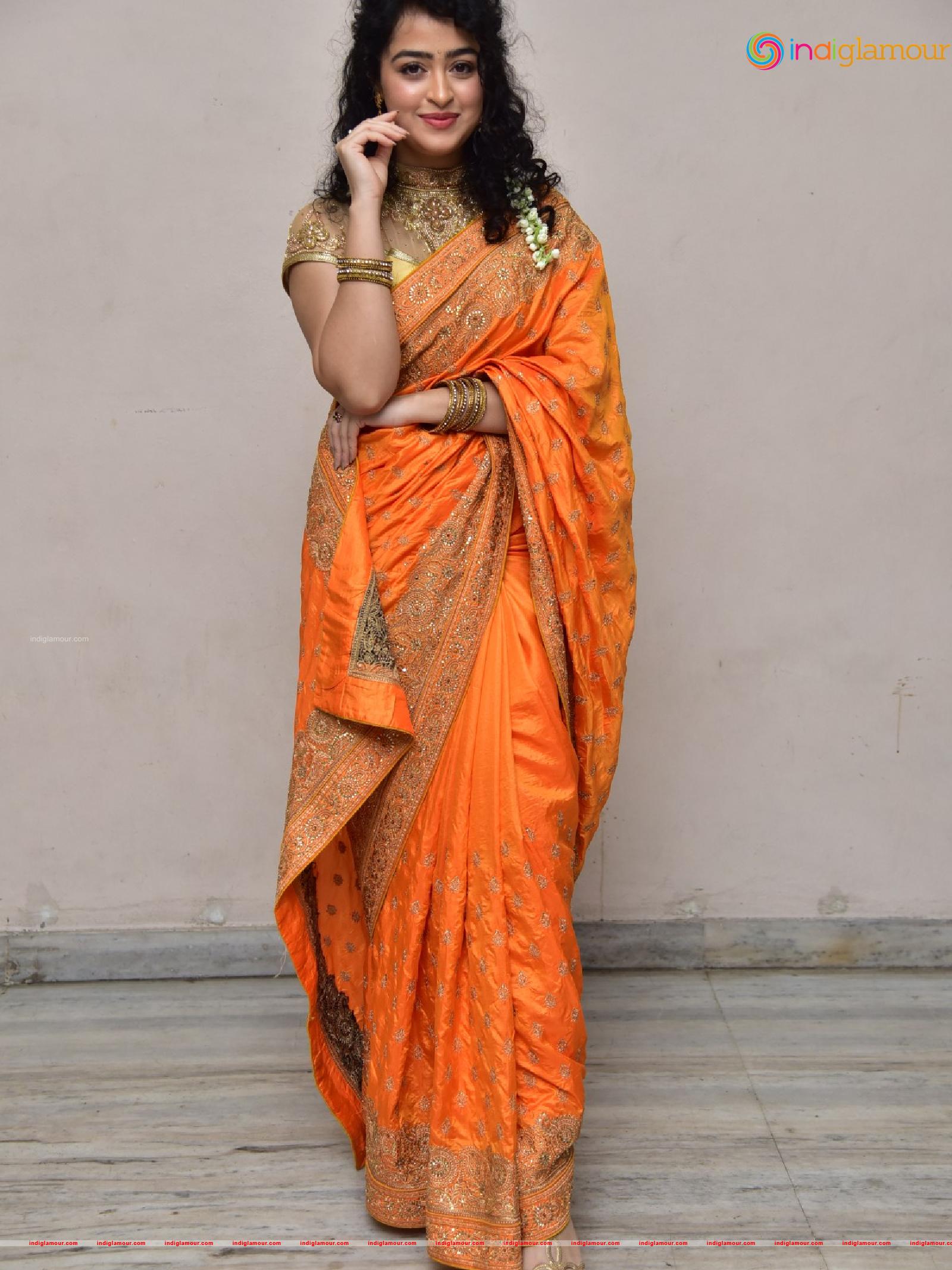 Apsara Rani Actress hd photo