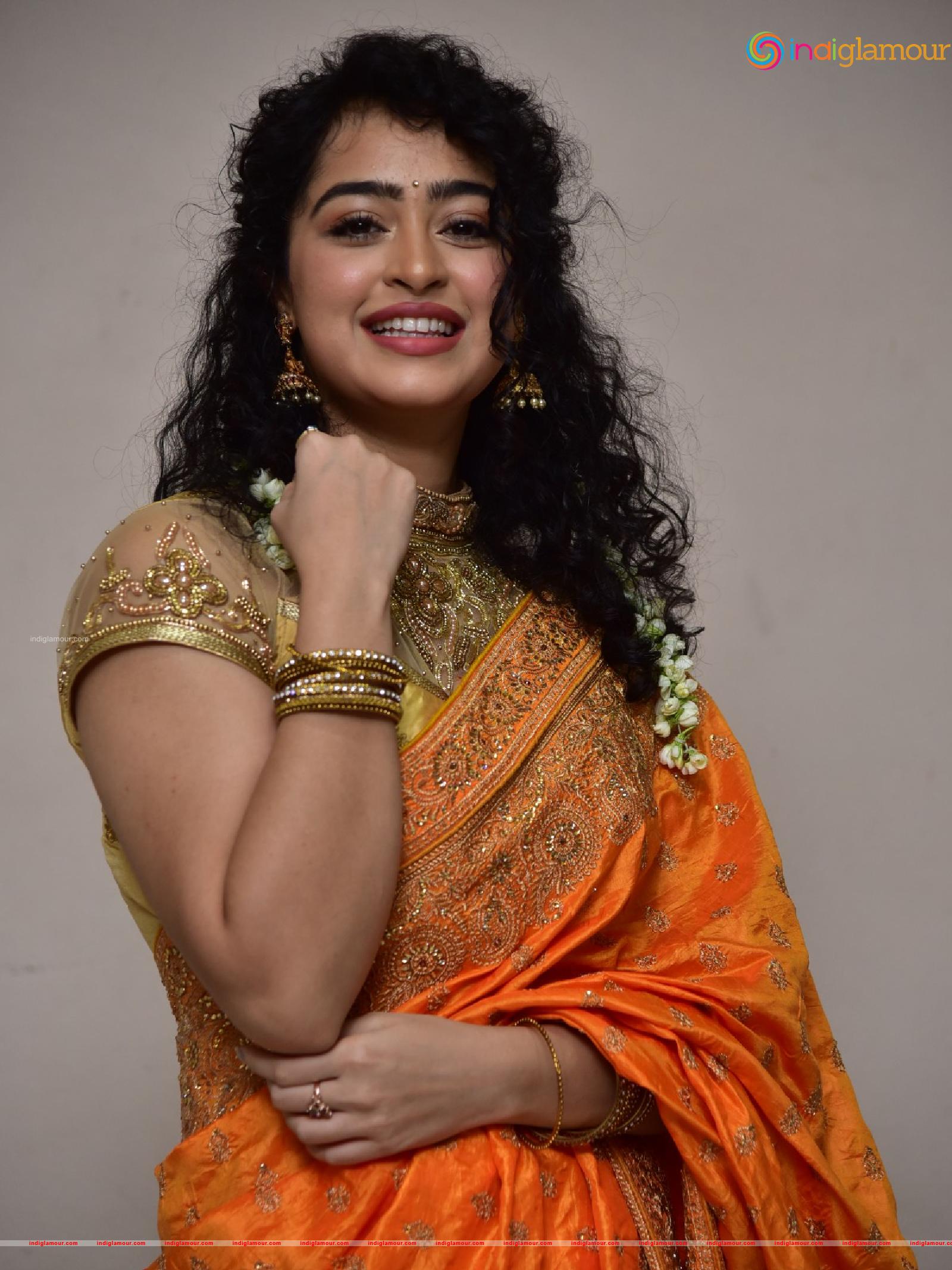 Apsara Rani Actress hd photo