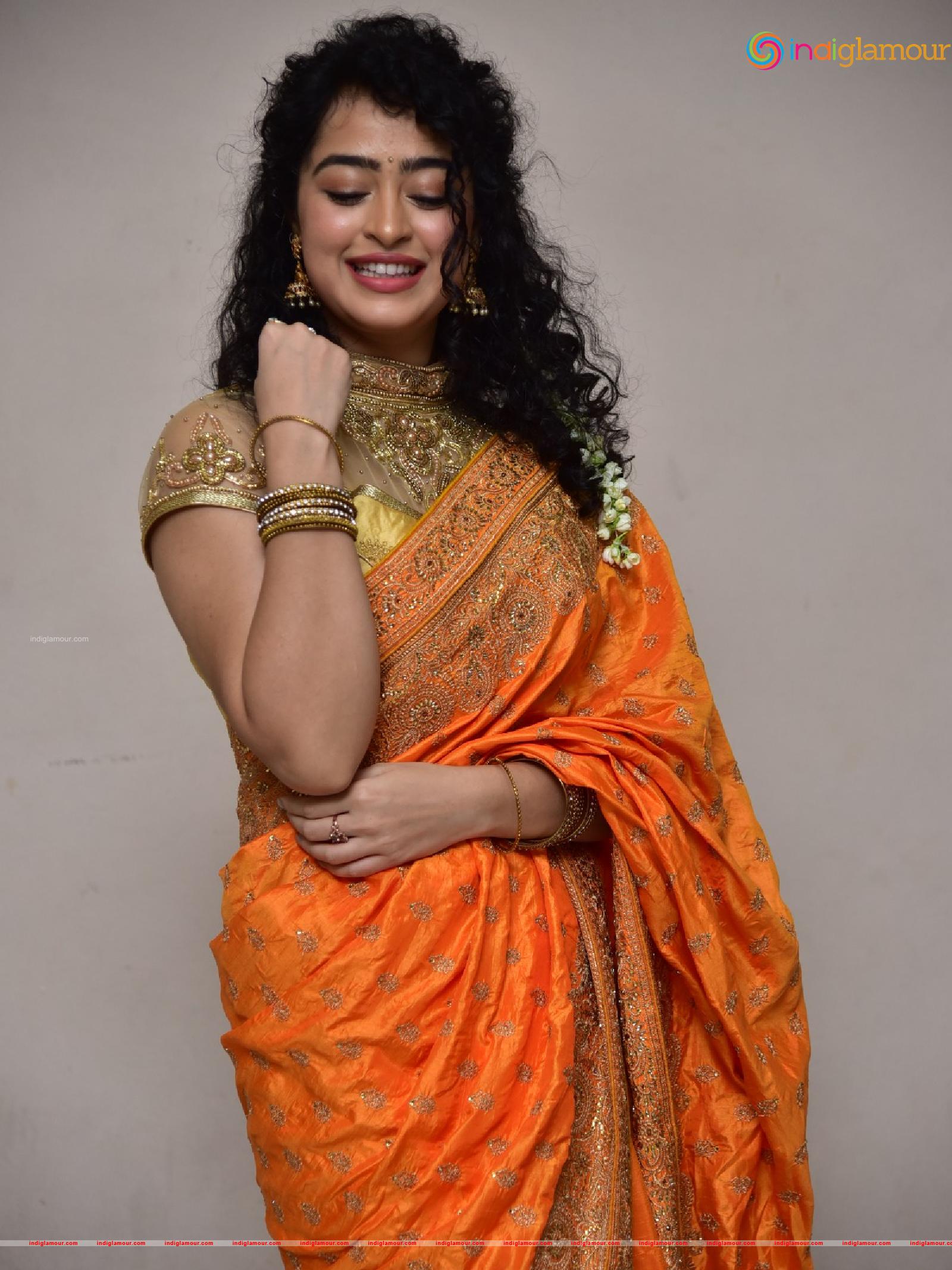 Apsara Rani Actress hd photo