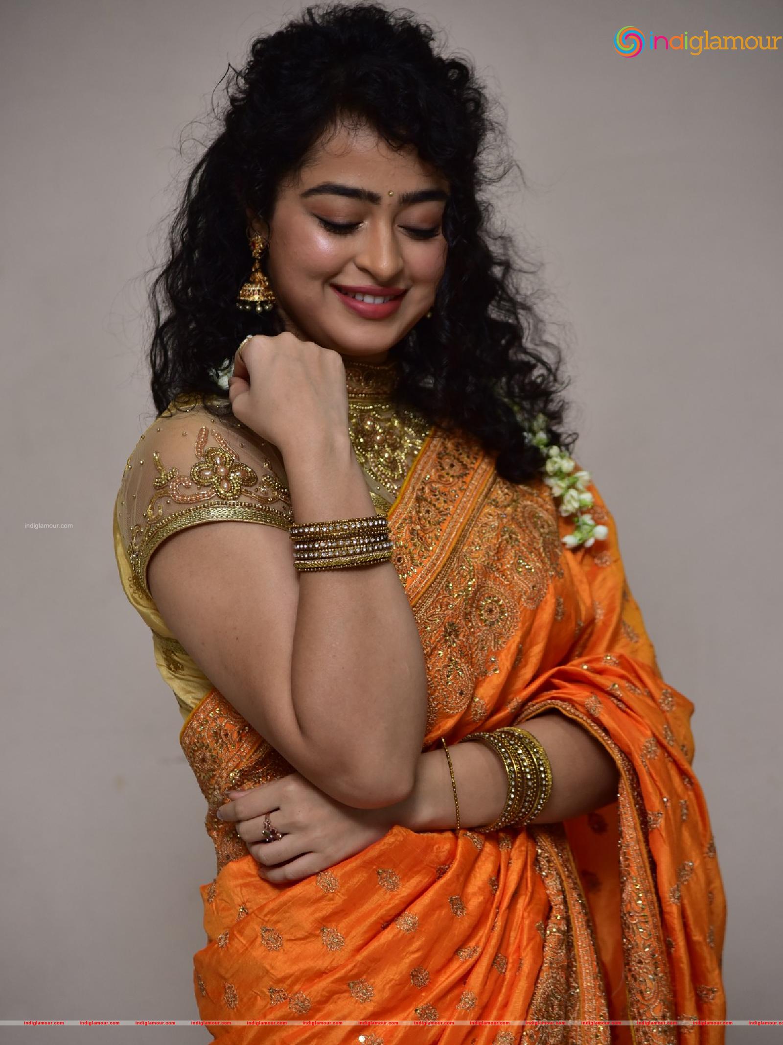Apsara Rani Actress hd photo