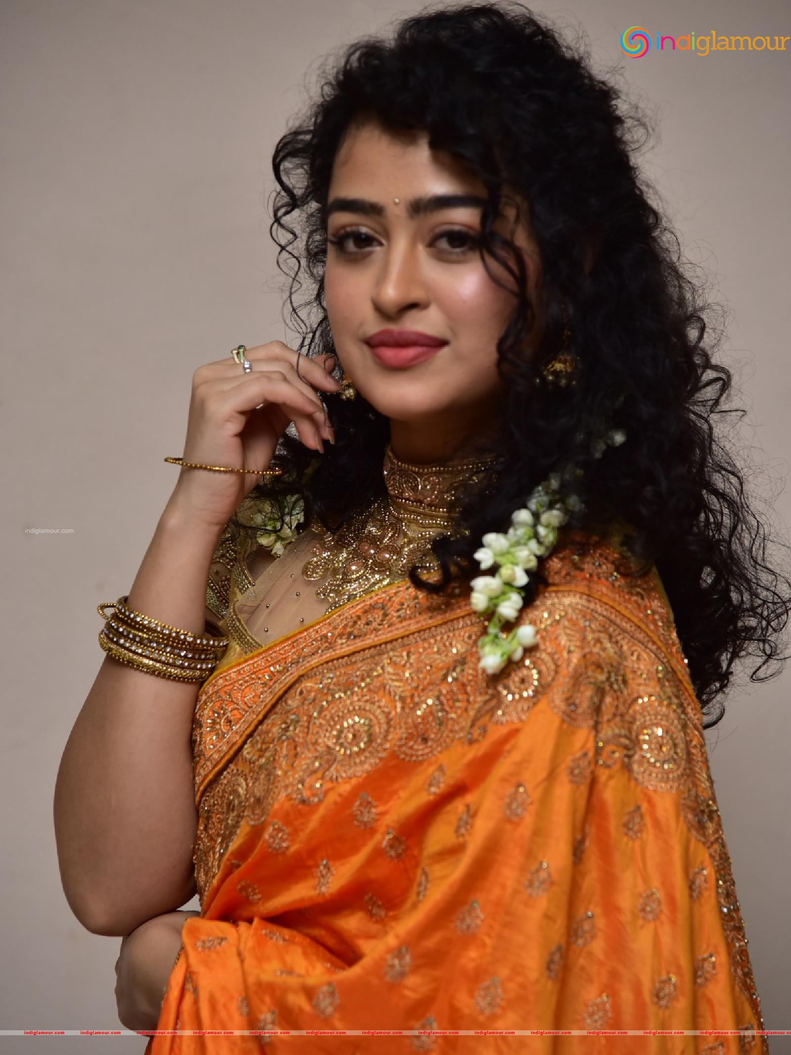 Apsara Rani Actress hd photo