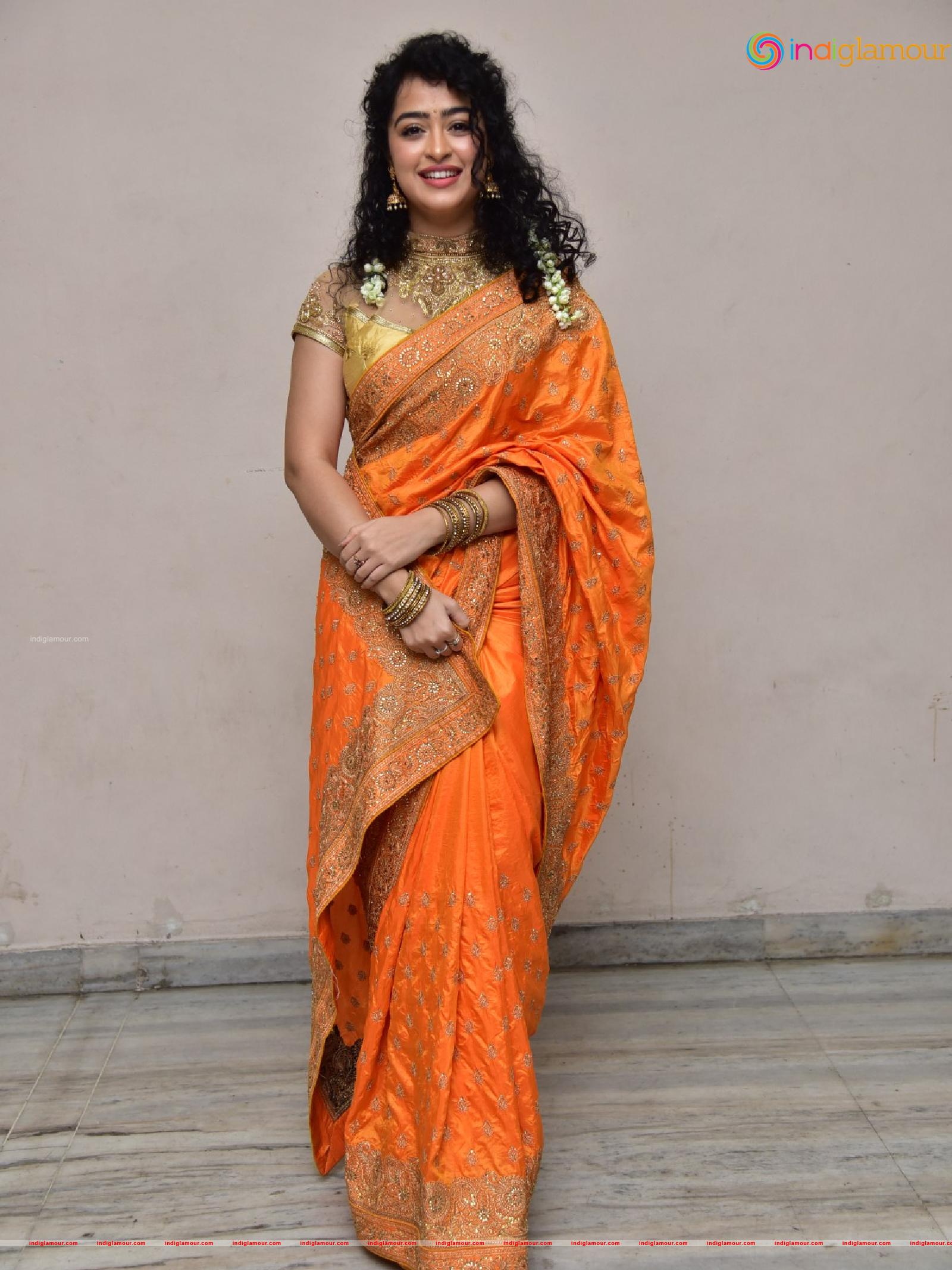 Apsara Rani Actress hd photo