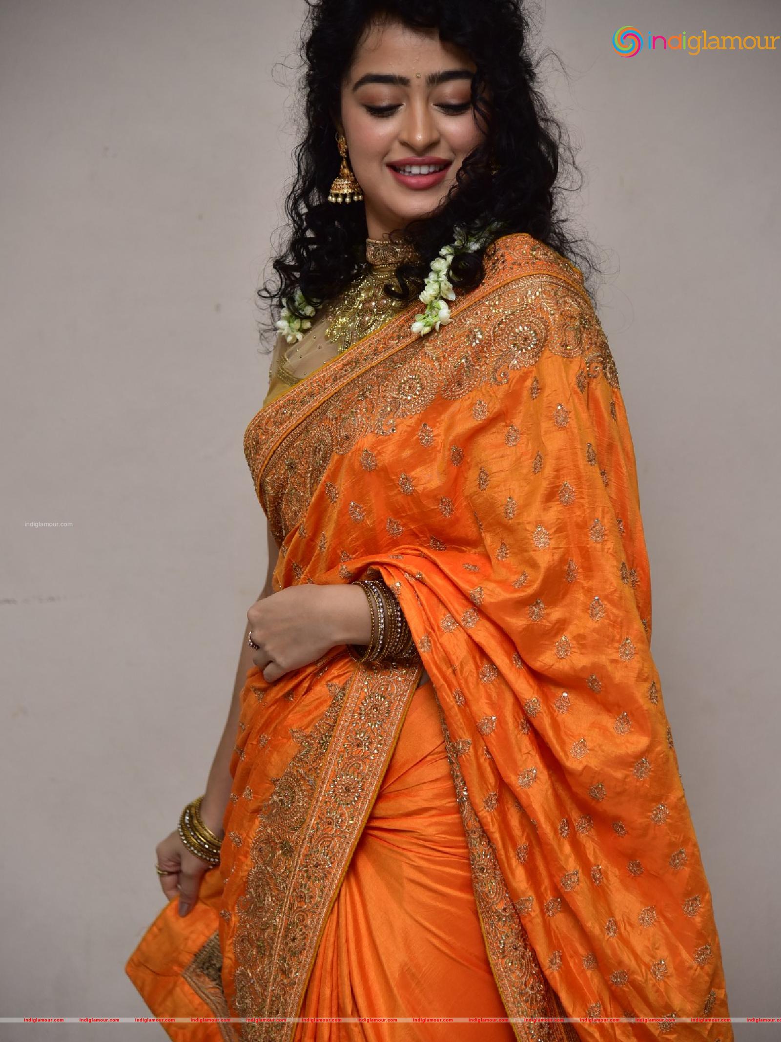 Apsara Rani Actress hd photo