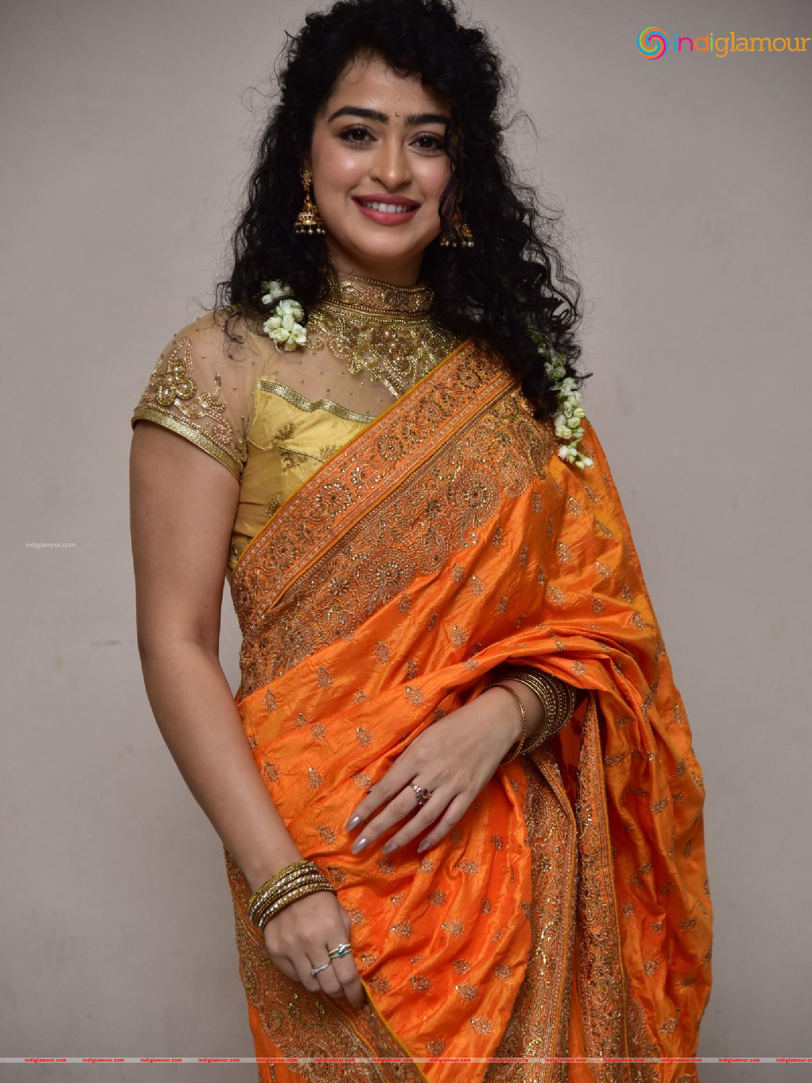 Apsara Rani Actress hd photo