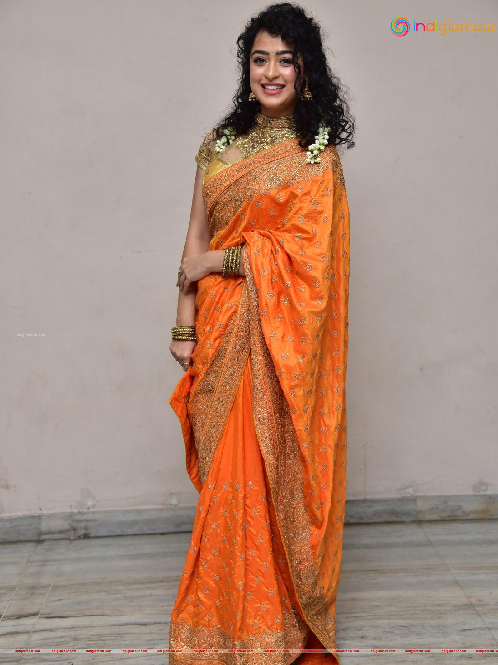 Apsara Rani Actress hd photo
