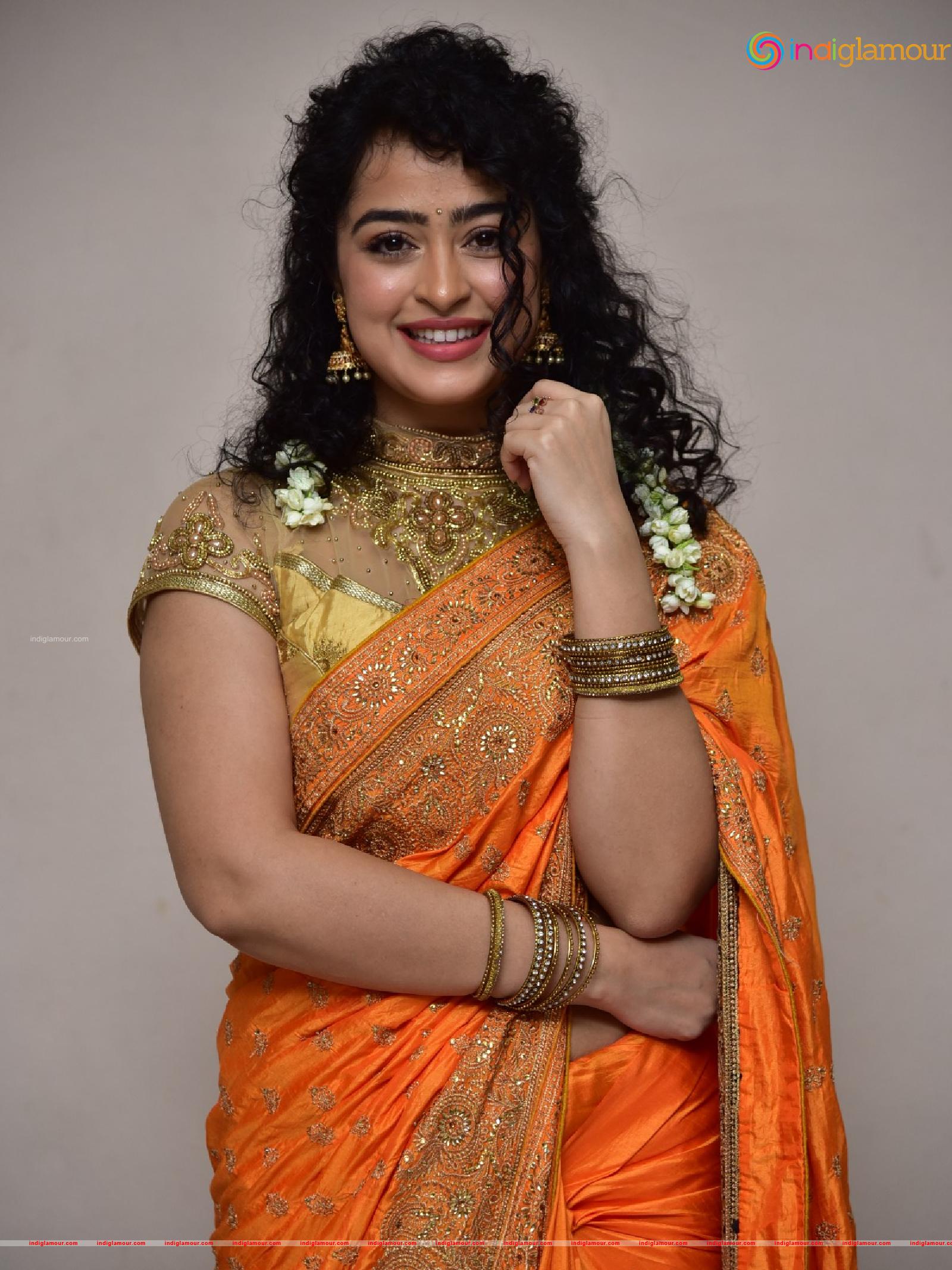 Apsara Rani Actress hd photo