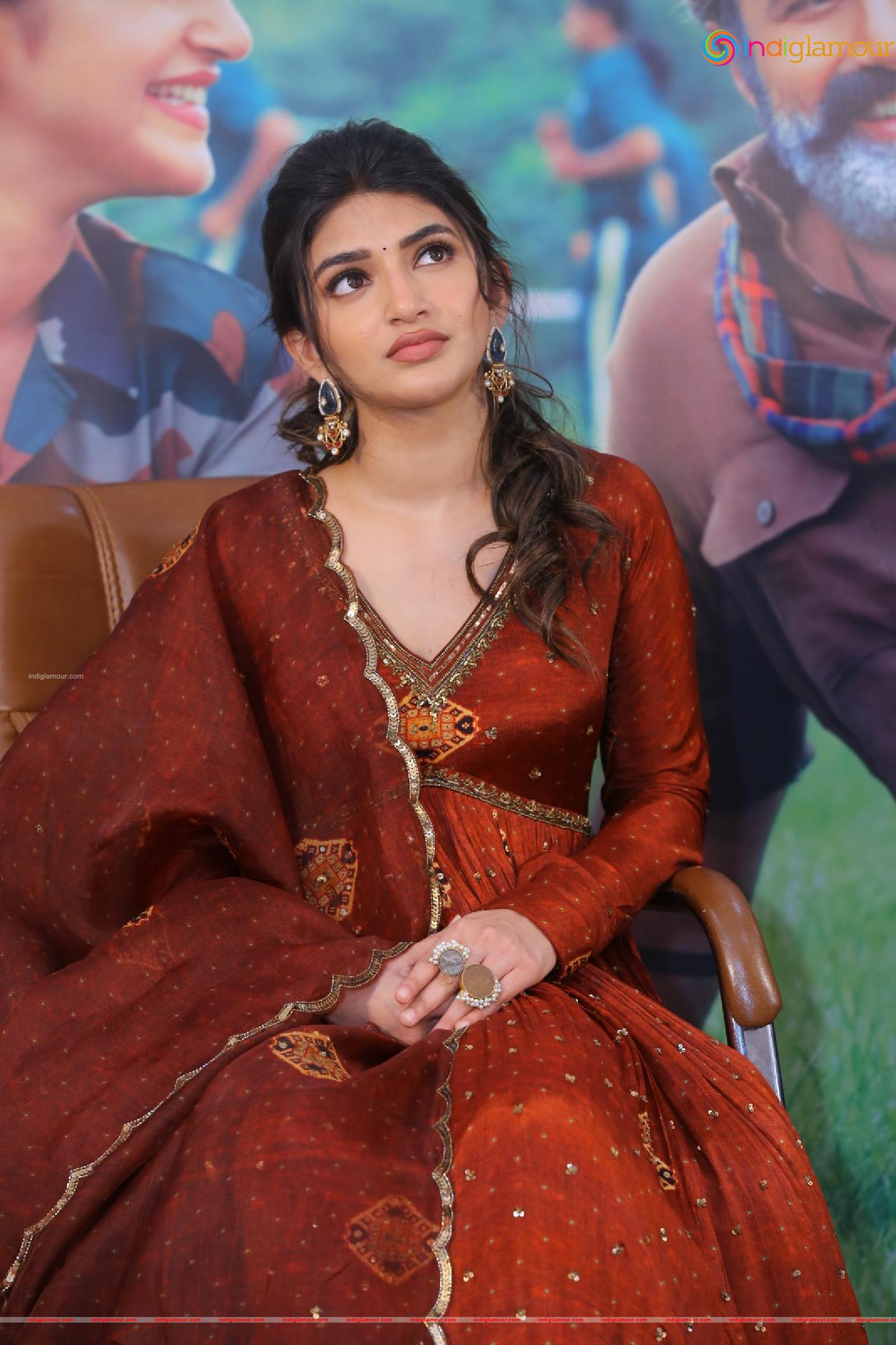 Sreeleela Actress hd photo
