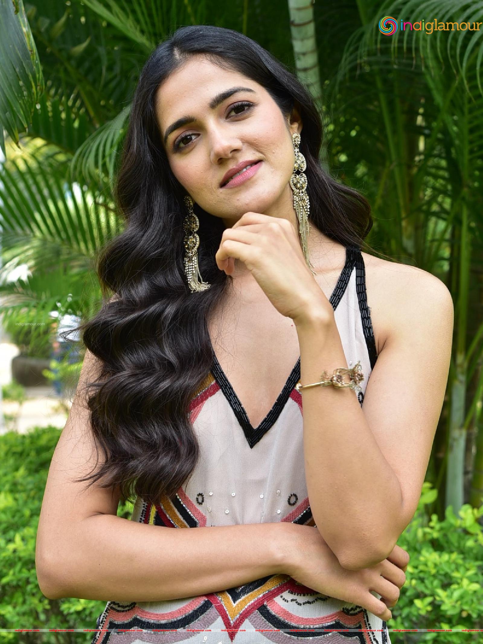 Simran Choudhary Actress hd photo