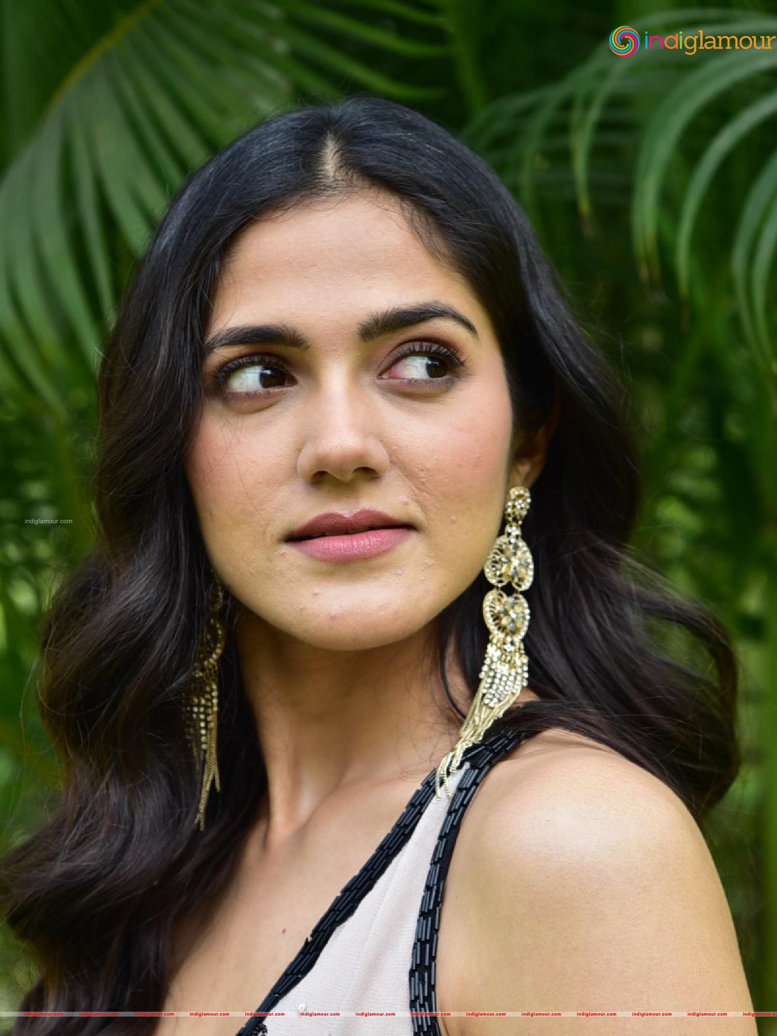 Simran Choudhary Actress hd photo