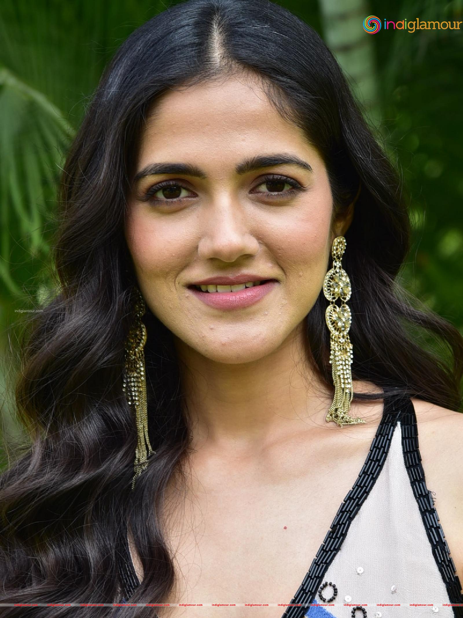 Simran Choudhary Actress hd photo