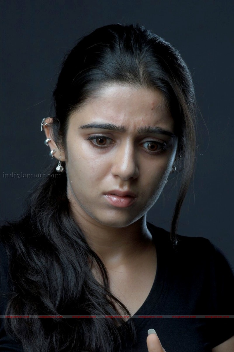 Charmi Photos Actress hd photo