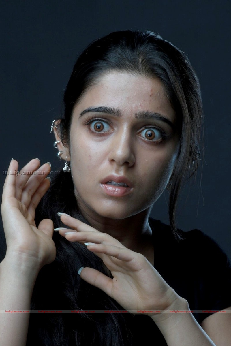 Charmi Photos Actress hd photo