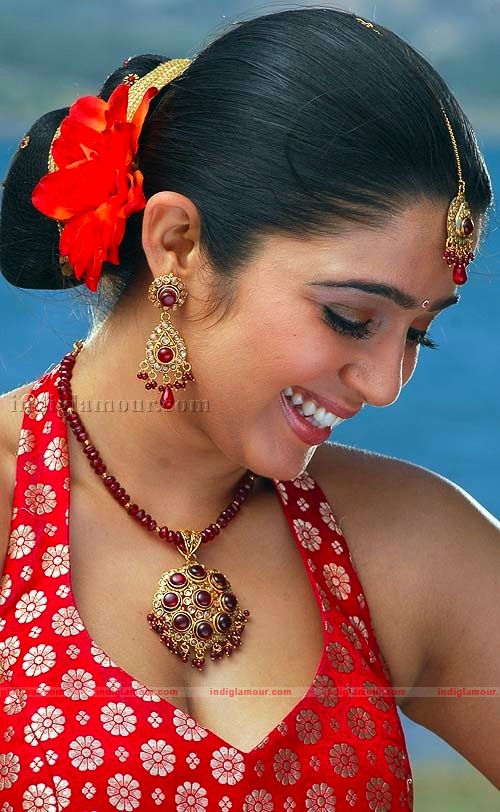 Charmi Photos Actress hd photo