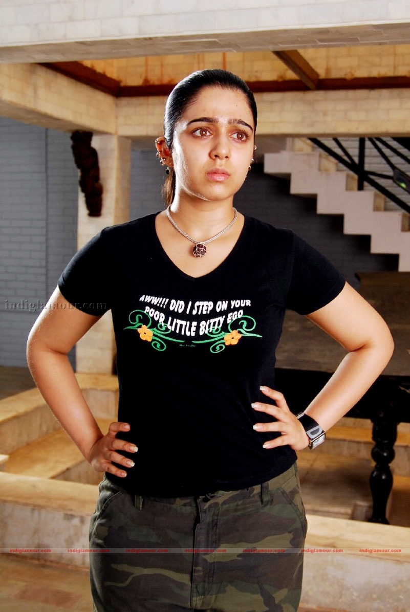 Charmi Photos Actress hd photo