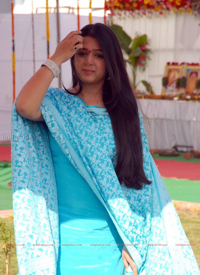 Charmi Photos Actress hd photo