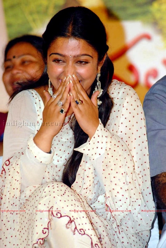Charmi Photos Actress hd photo