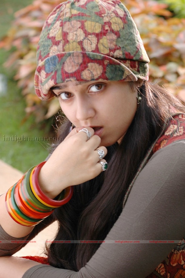 Charmi Photos Actress hd photo