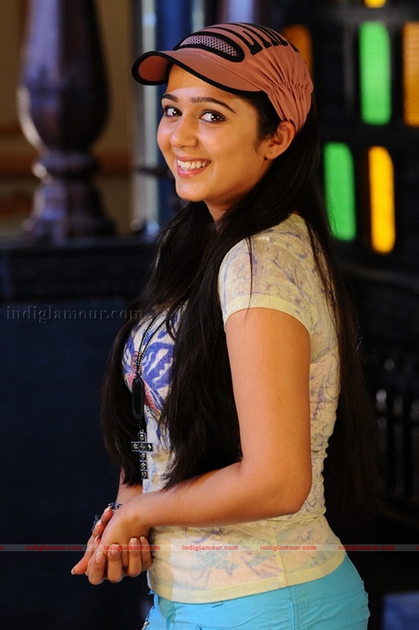 Charmi Photos Actress hd photo