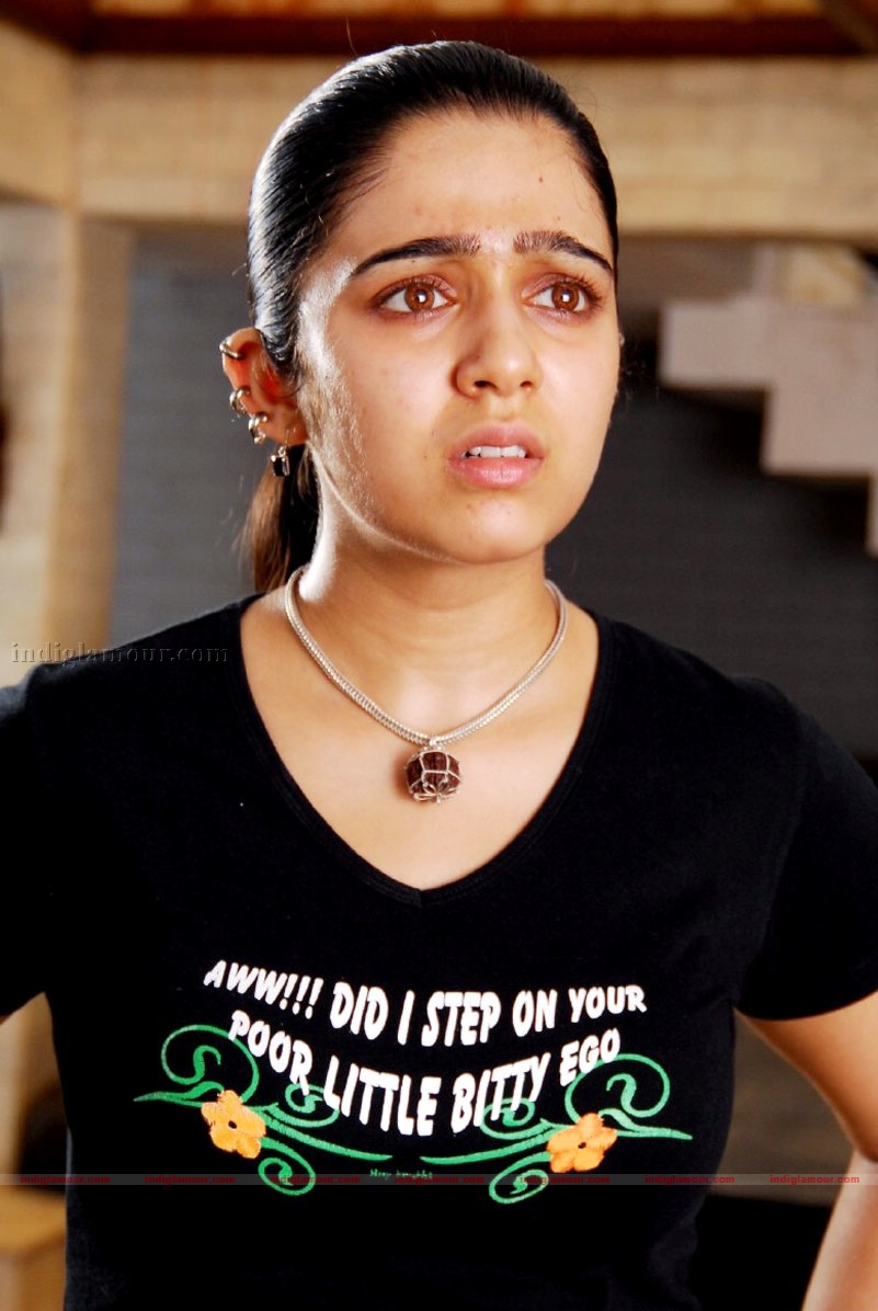 Charmi Photos Actress hd photo